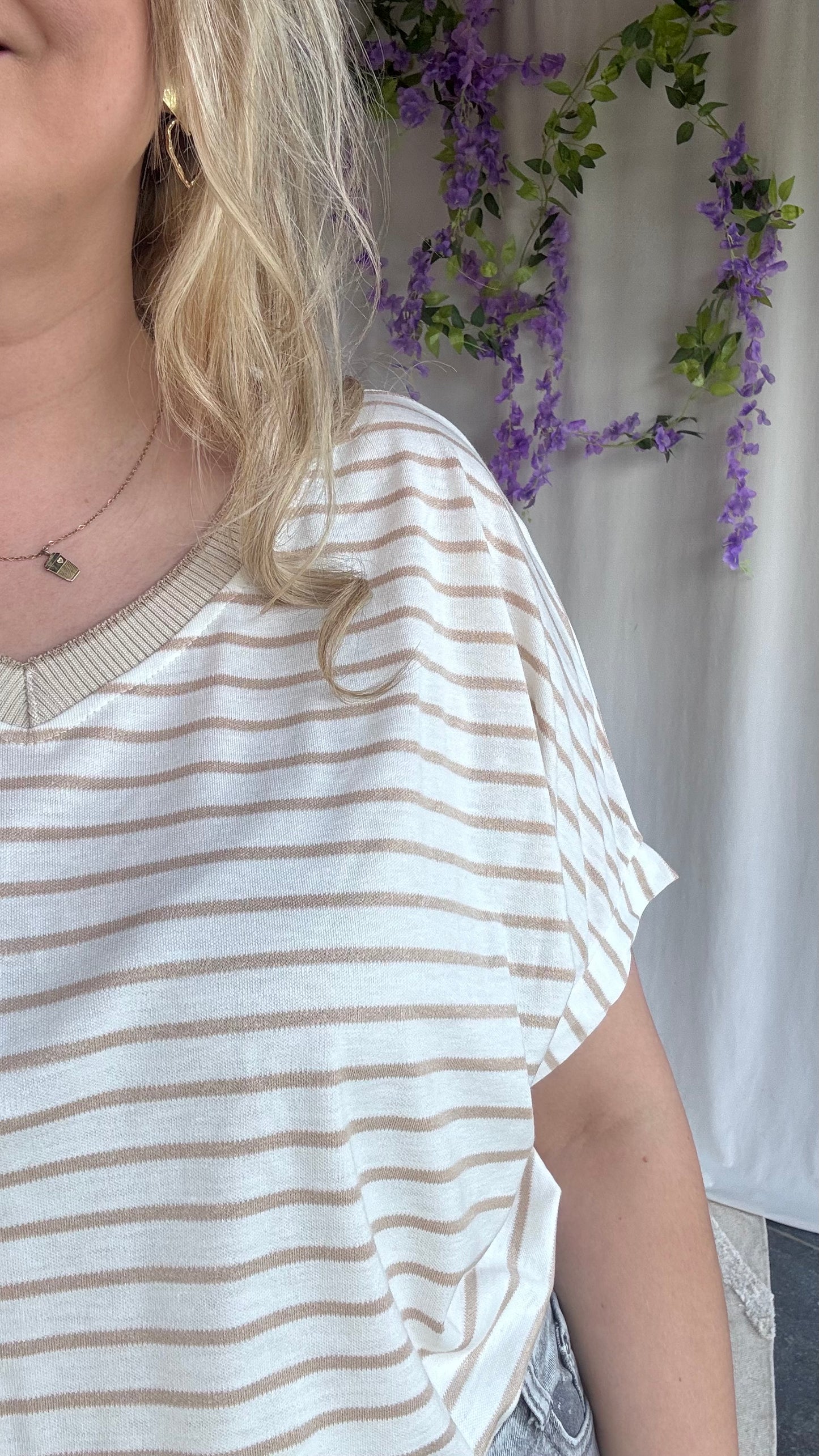 Beige breeze shirt