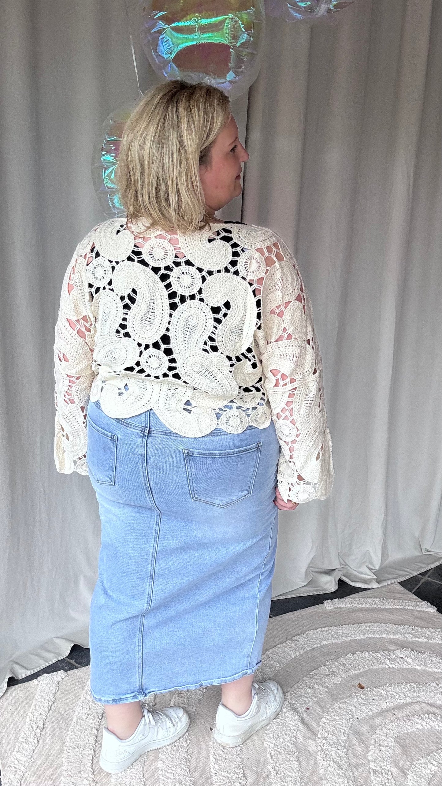 Elva broderie top