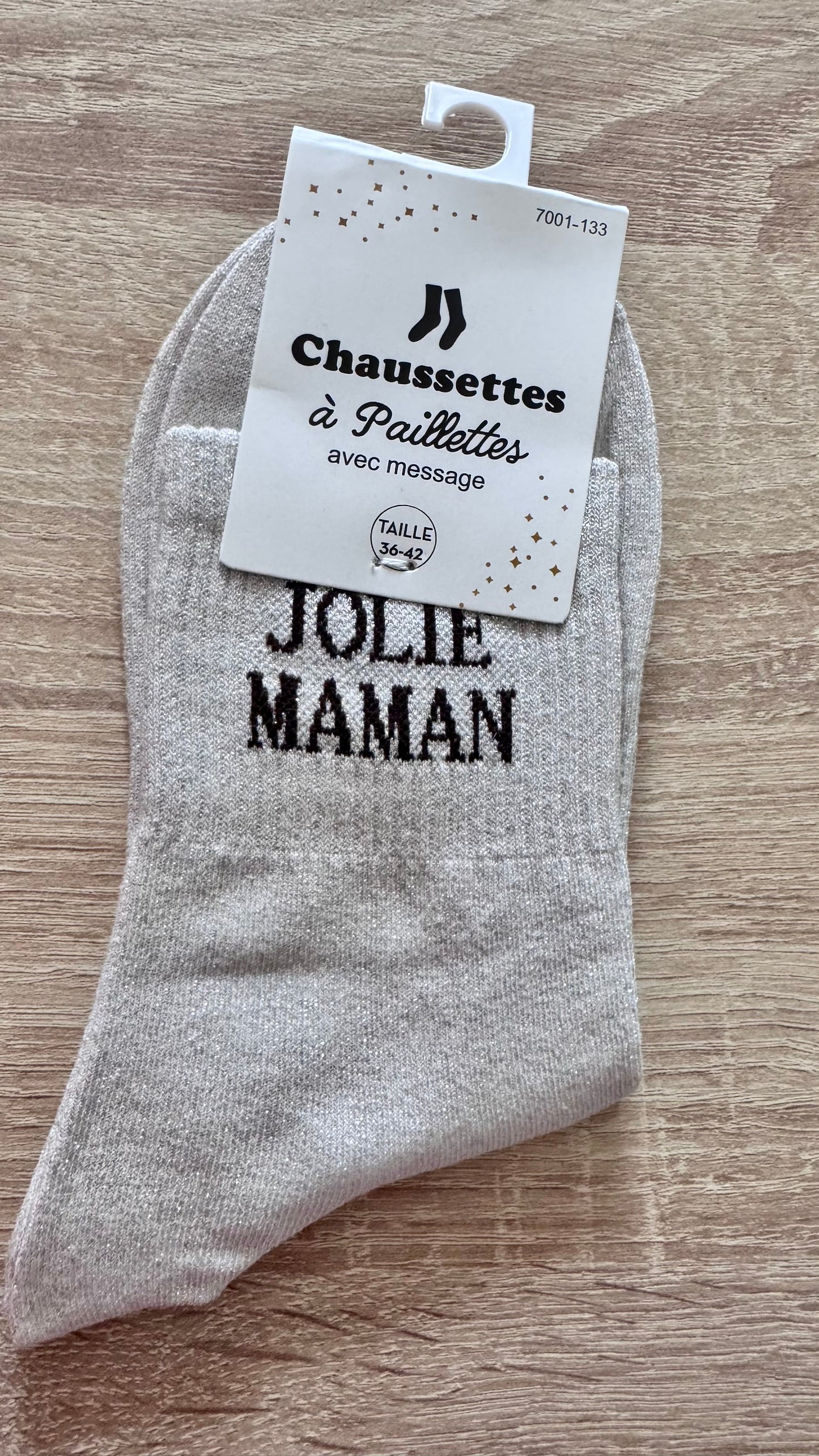 Quote sokken: Jolie maman (Beige - letters bruin)