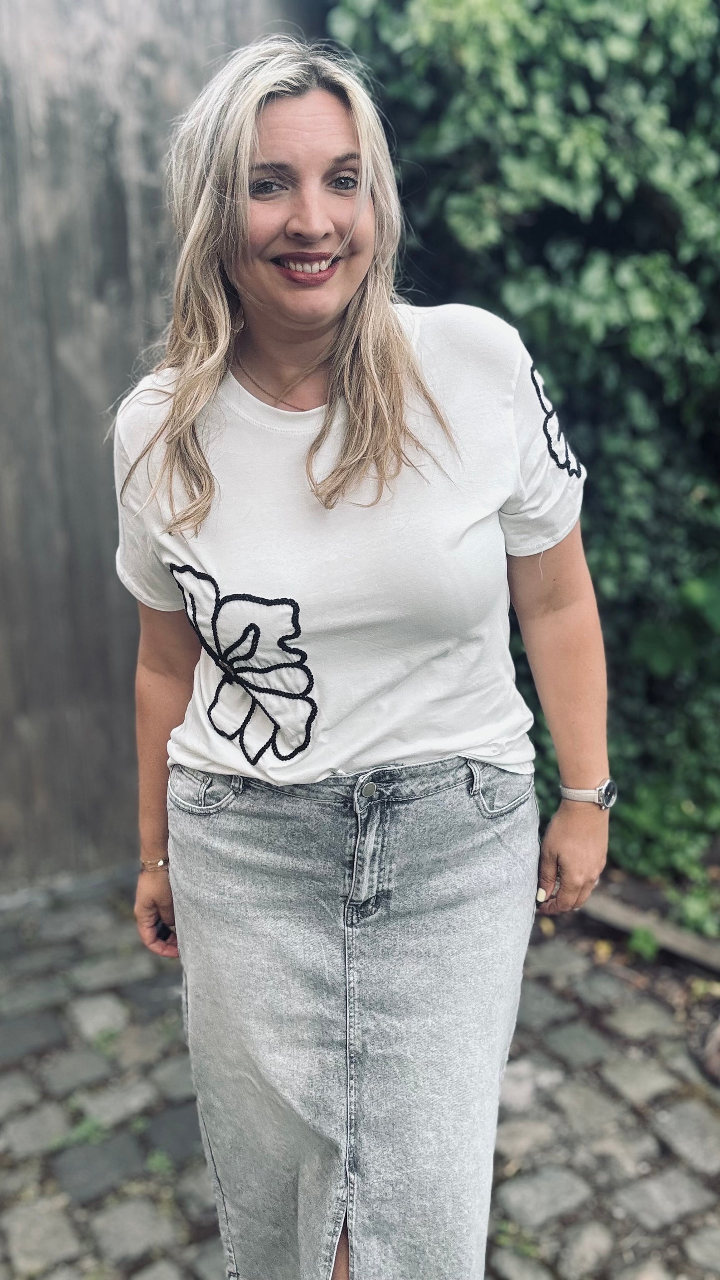 Flora T-shirt
