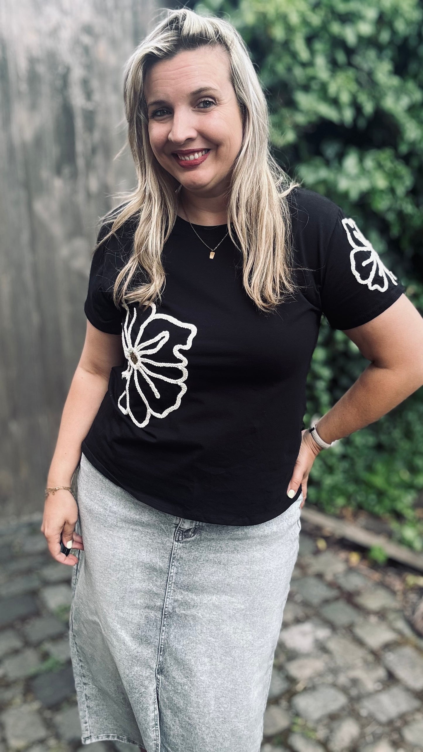 Flora T-shirt