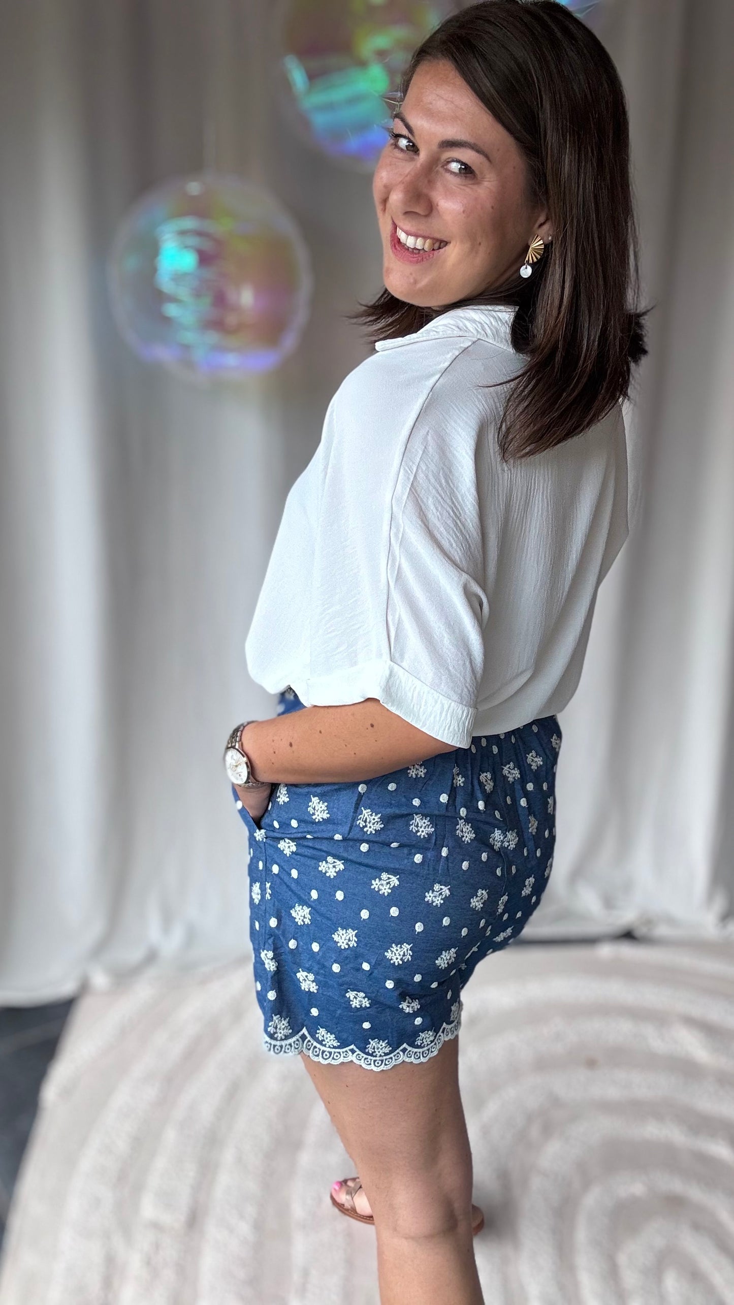 Breezy bloom short