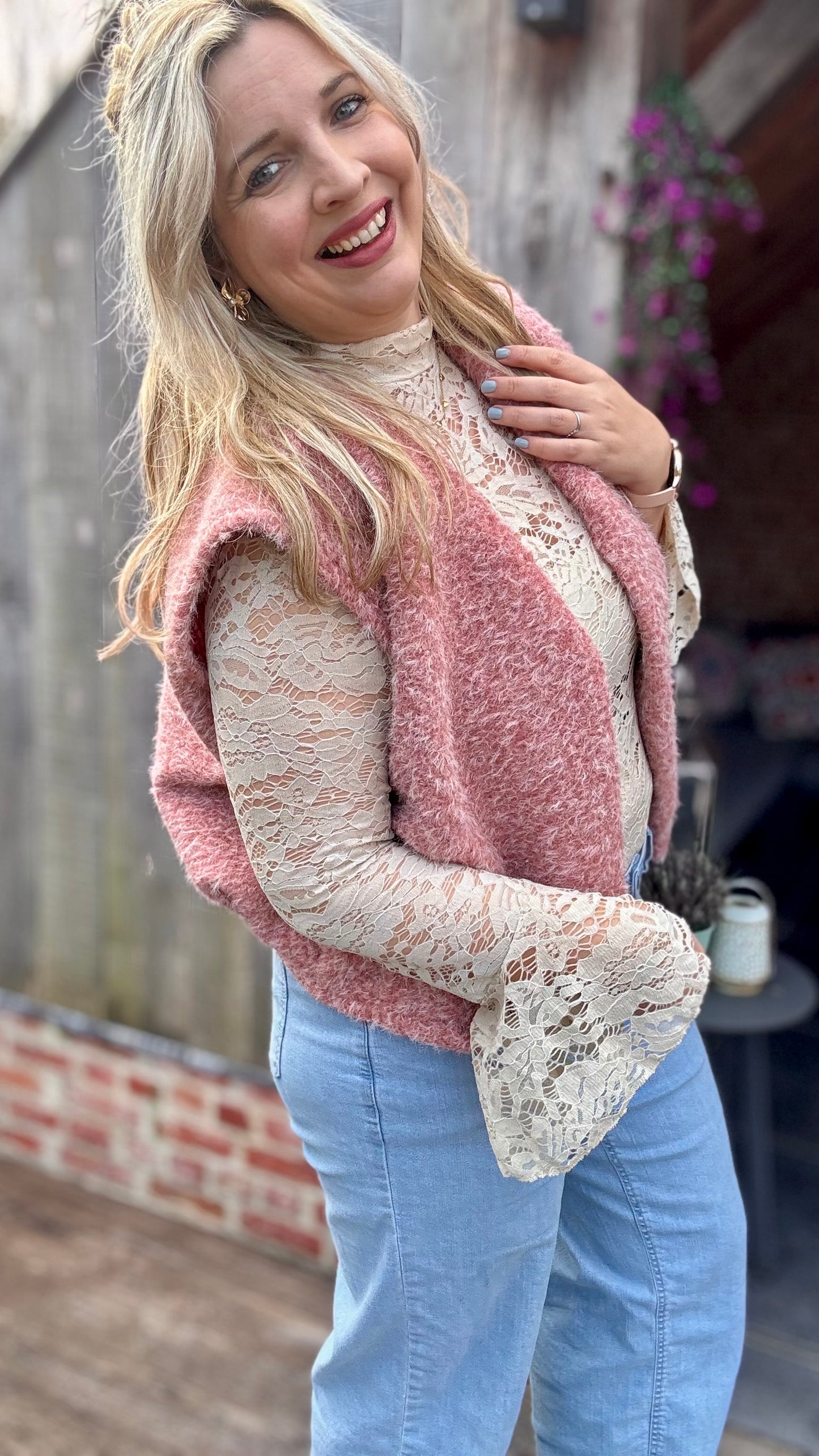 Lucy lace blouse