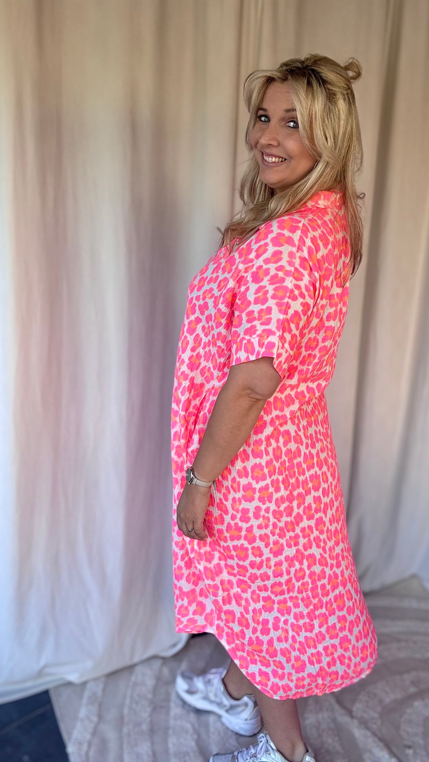 Neon jungle jurk roze