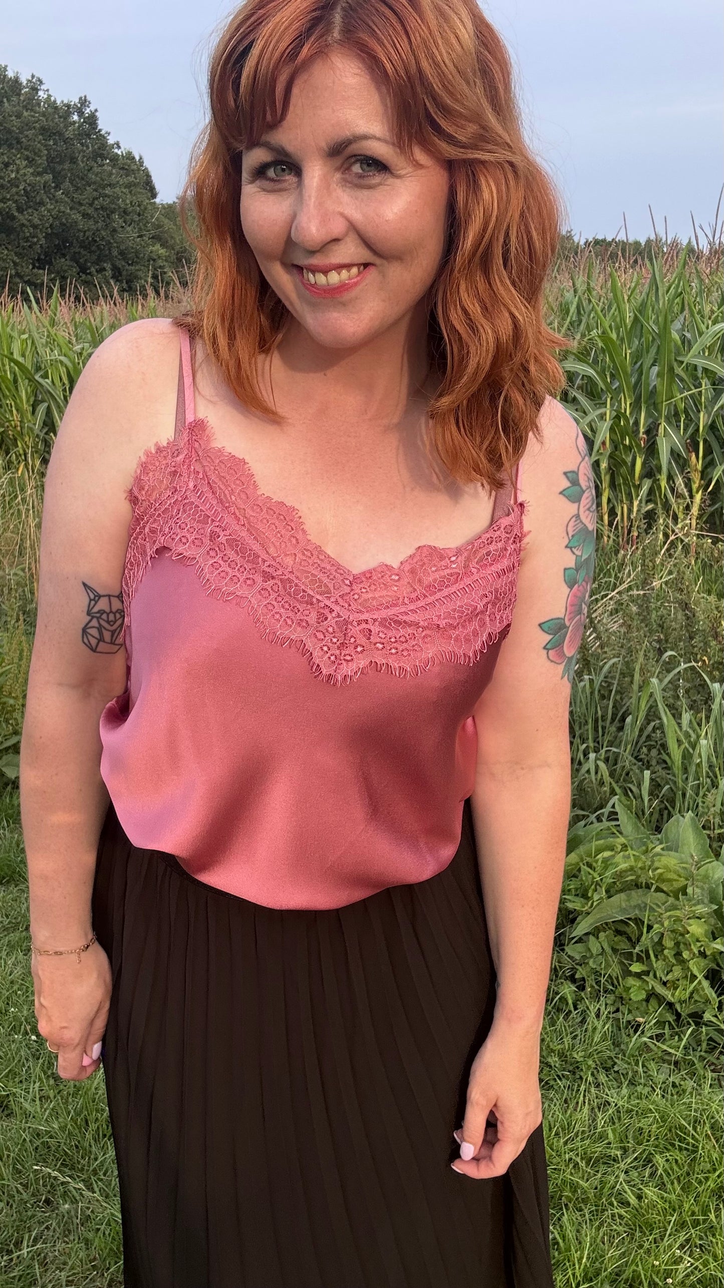 Elegant Edge Top - plum