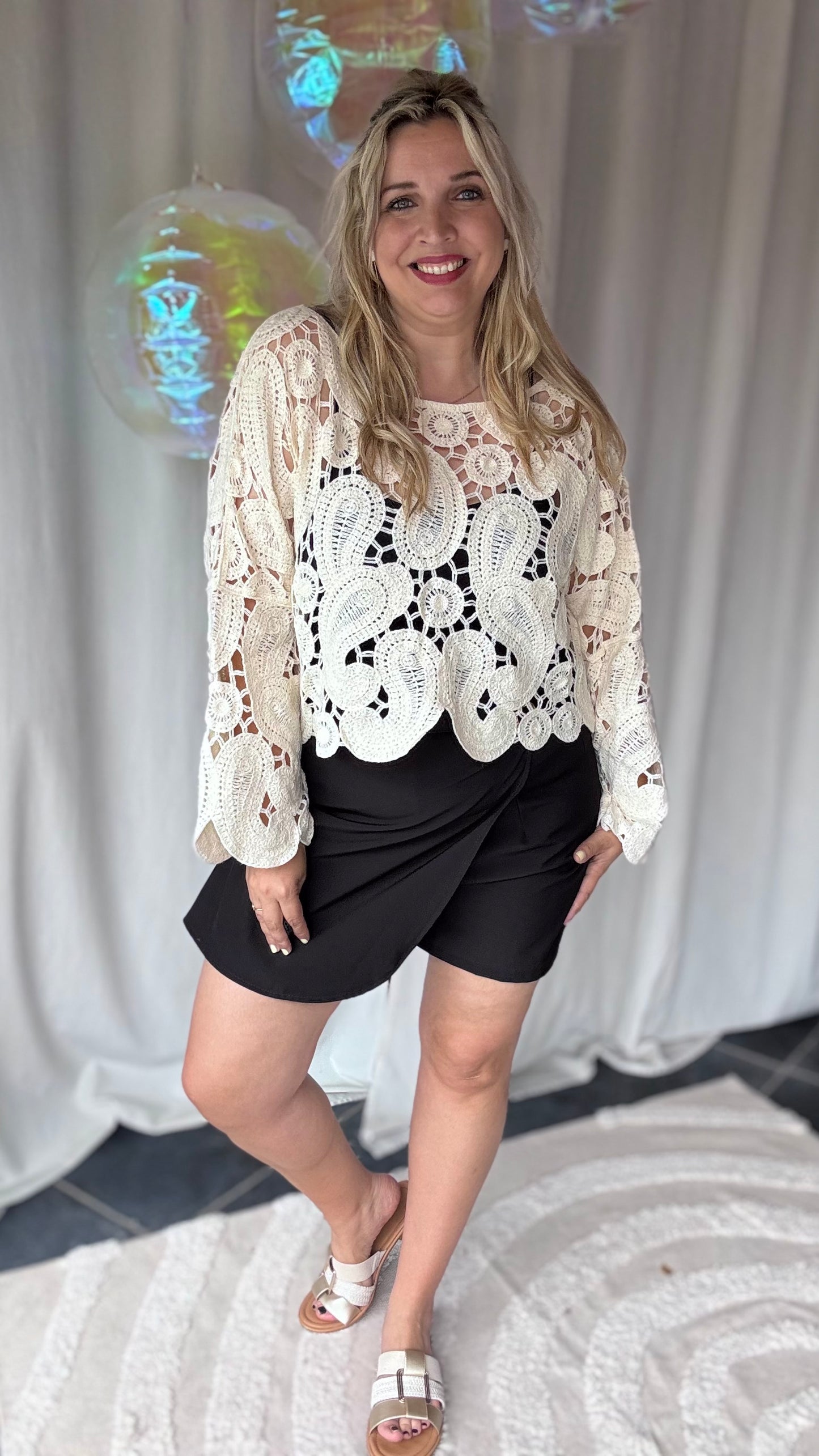 Elva broderie top