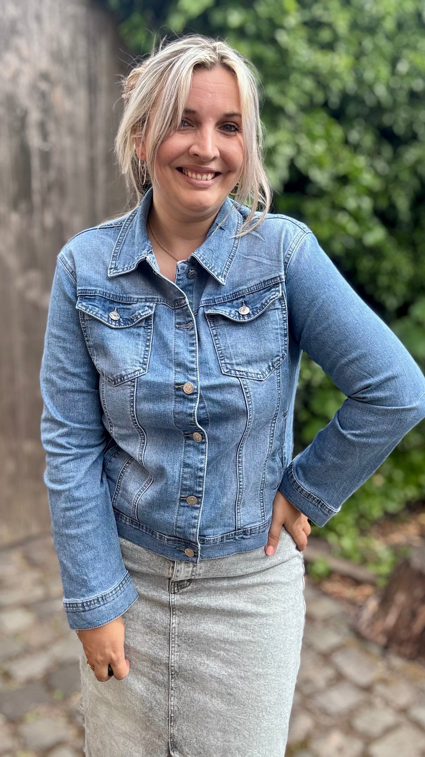 Floral jeansvest