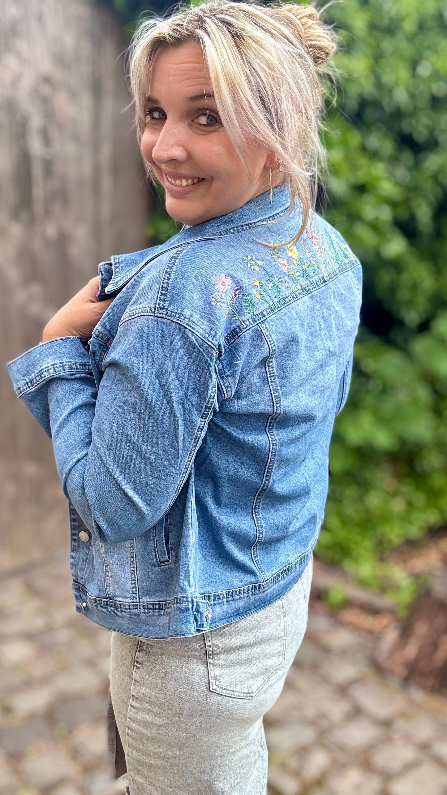 Floral jeansvest