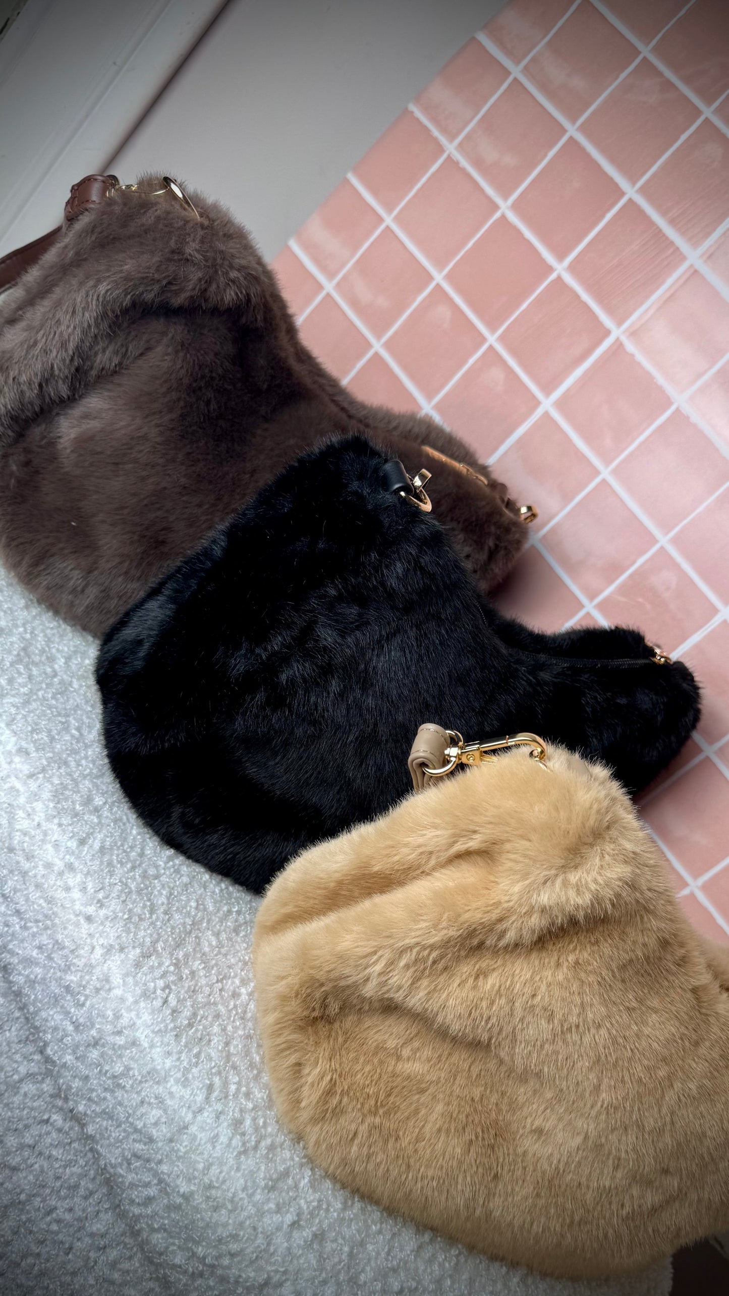 Cloudy cutie fur bag - Bruin