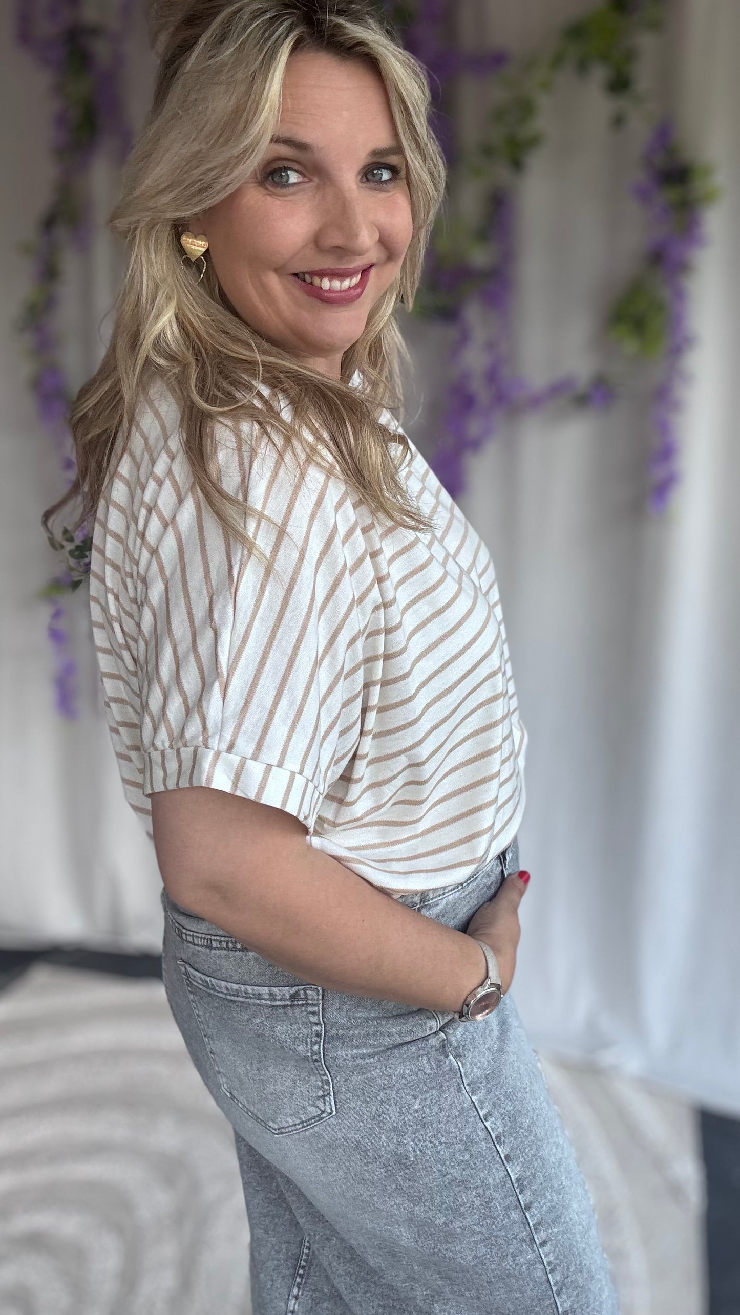 Beige breeze shirt
