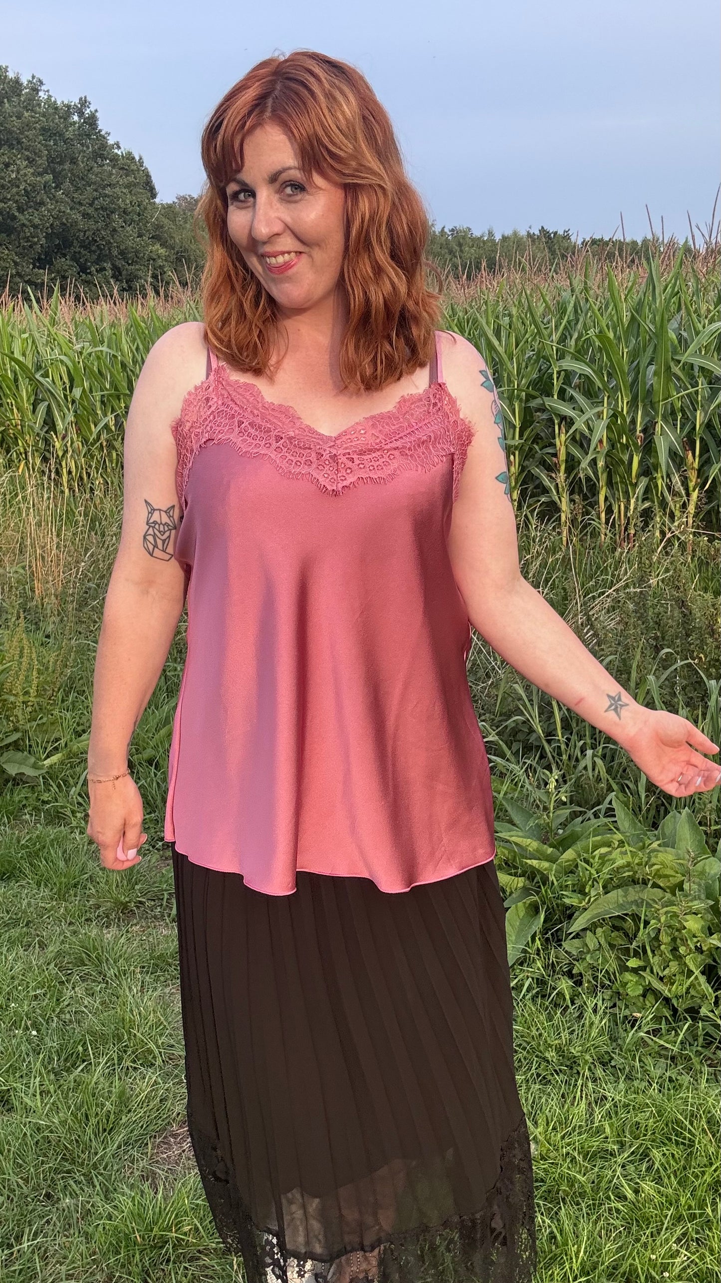 Elegant Edge Top - plum