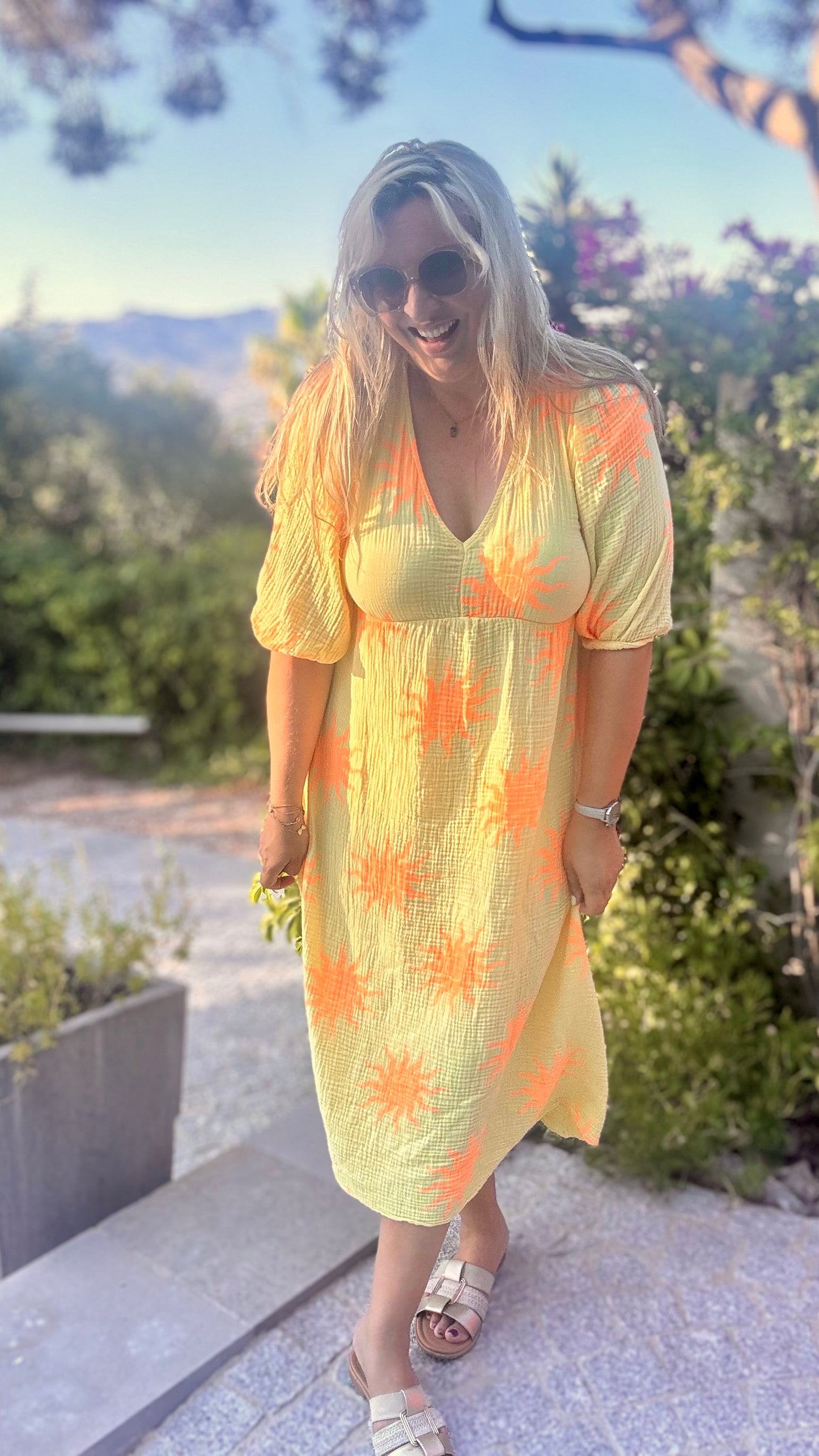 Golden hour dress geel