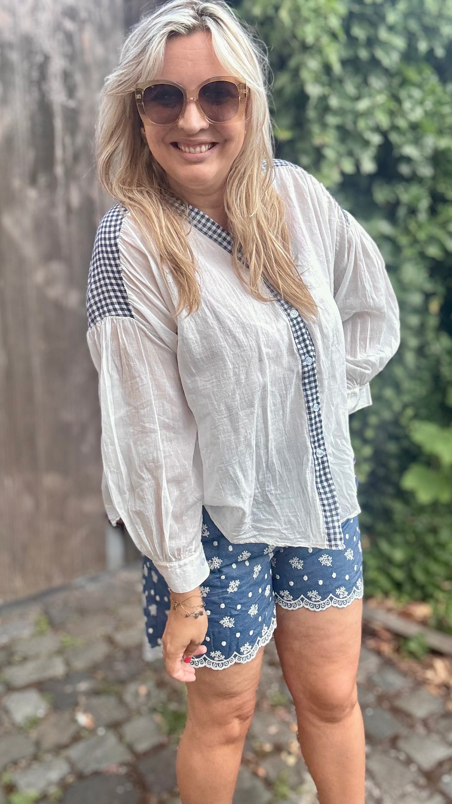 Blue shoulder breeze blouse