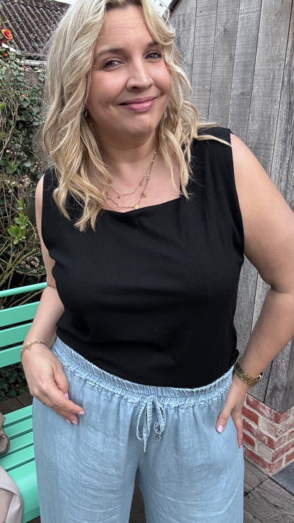 Kaith top Curve - Zwart