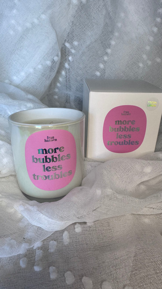 Geurkaars: MORE BUBBLES, LESS TROUBLES