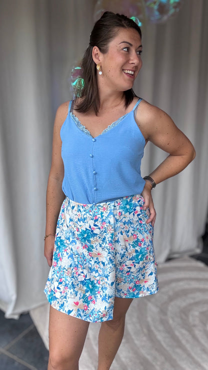 Suki top lichtblauw