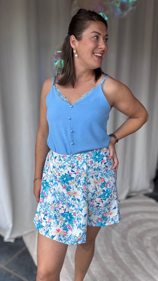 Suki top lichtblauw