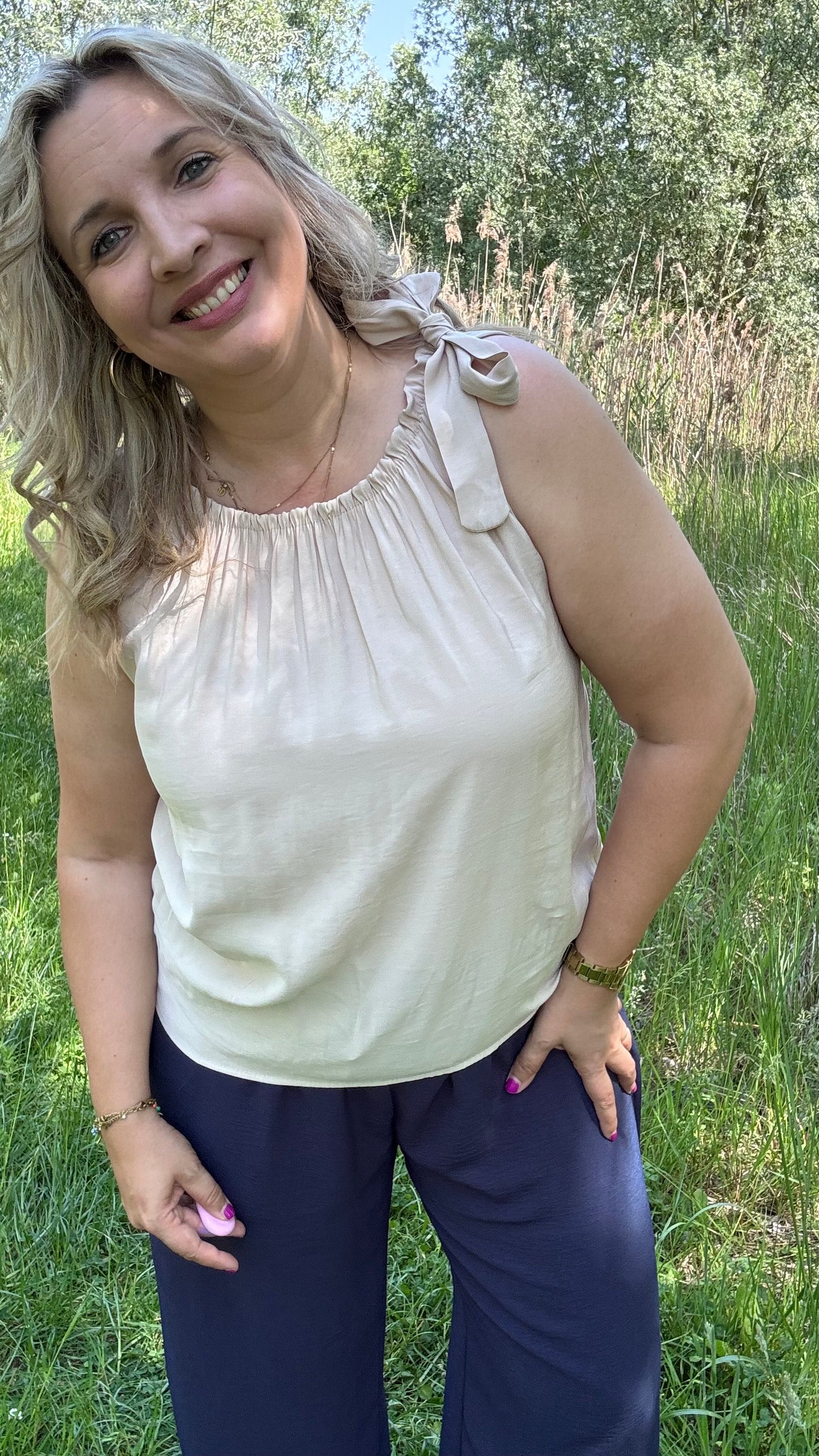 Shoulder bow top - Beige
