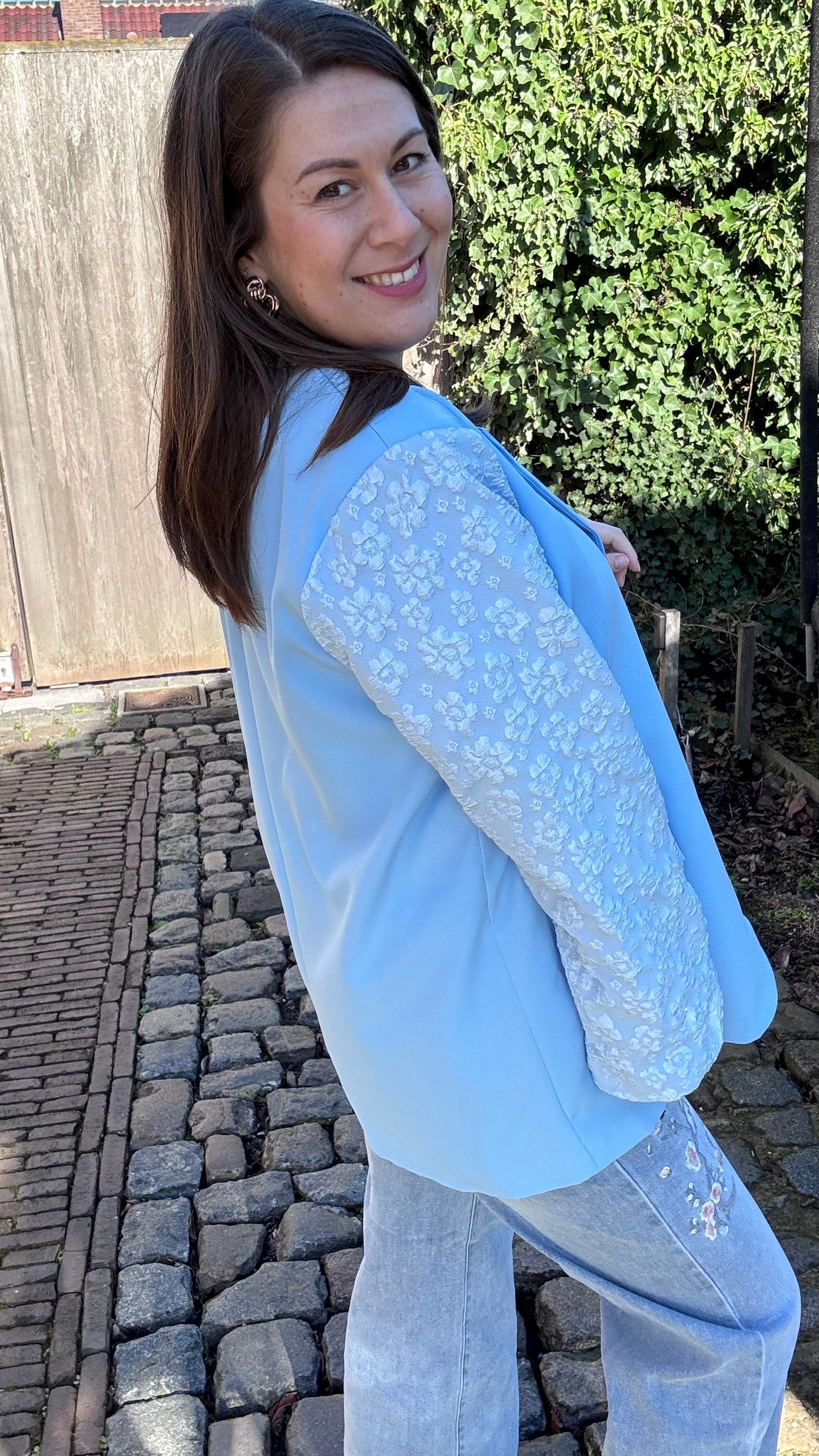Blue flowers blazer