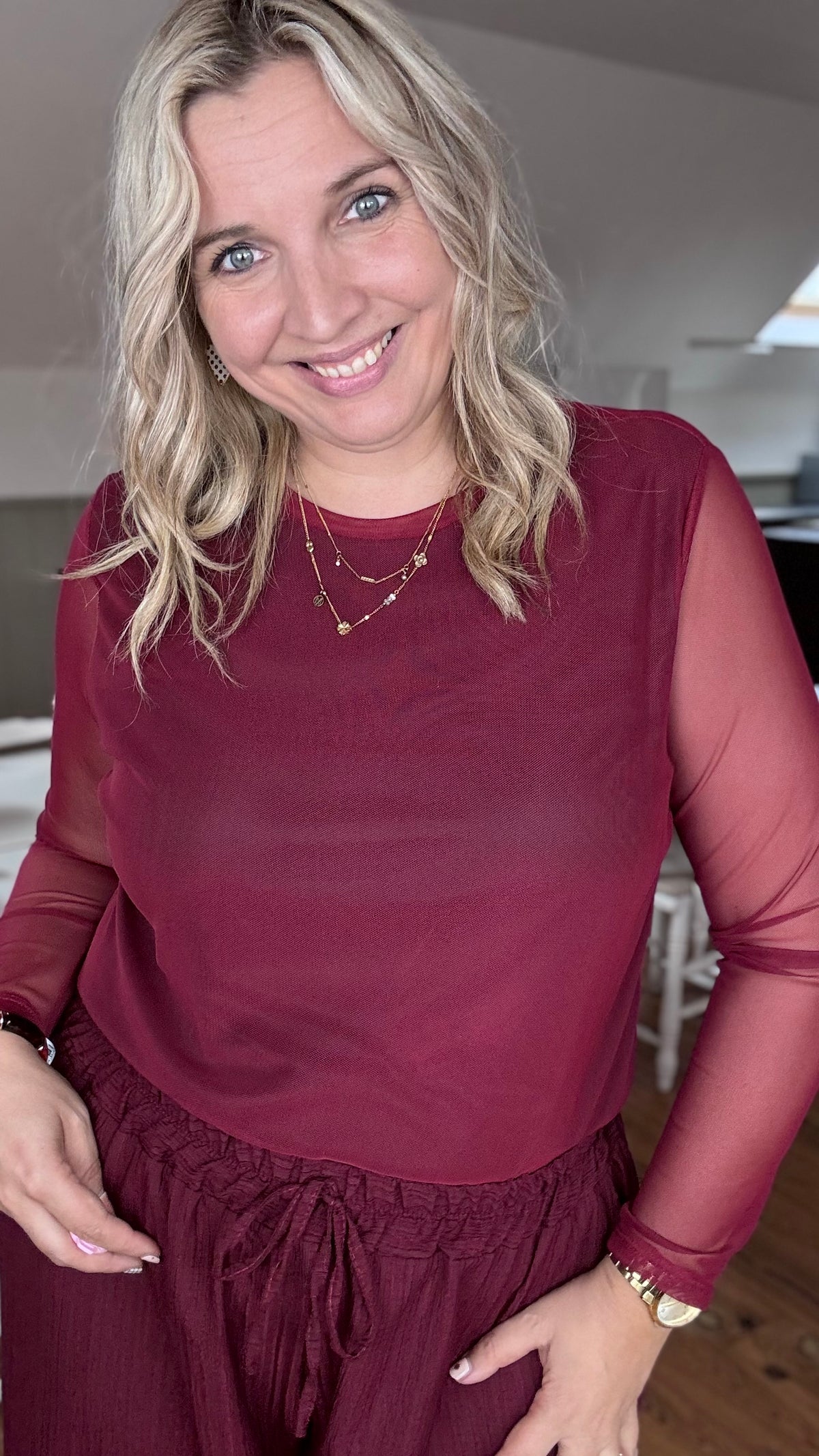 Elle mesh top - Wijnrood
