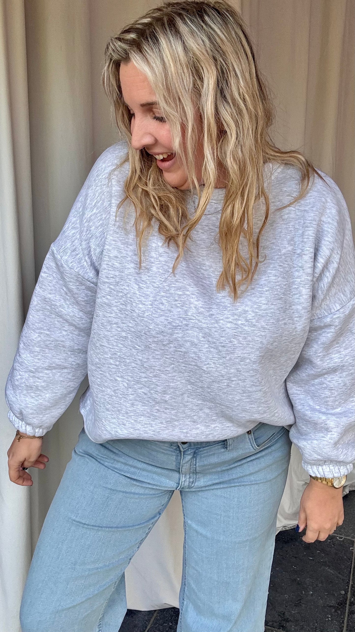 Sweater Copine - Grijs/Bordeaux letters