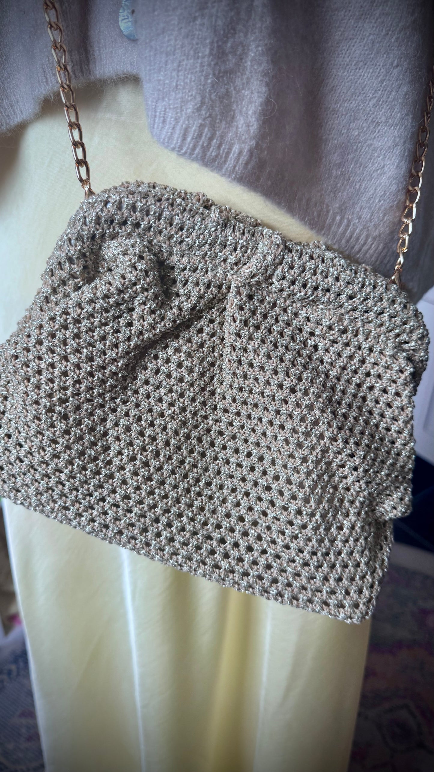 Sunset clutch