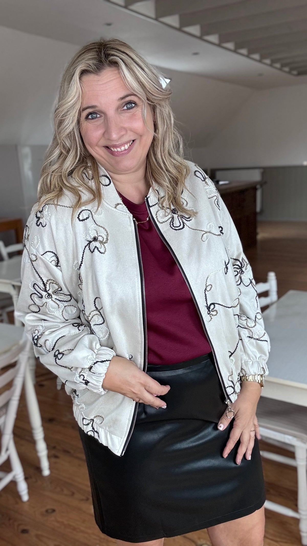 Swirl suède bomber  - Beige