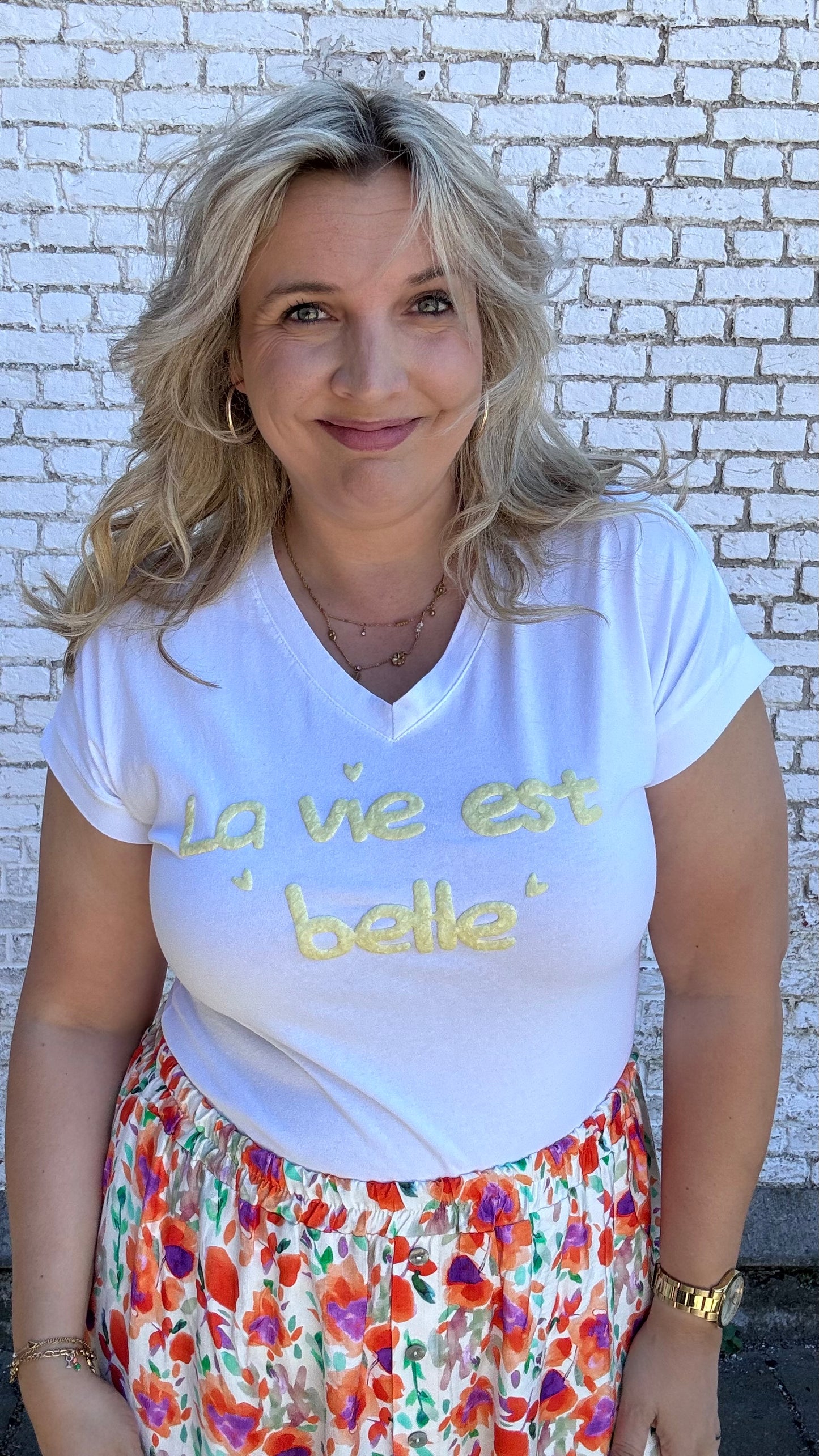 Shirt La vie est belle - Geel