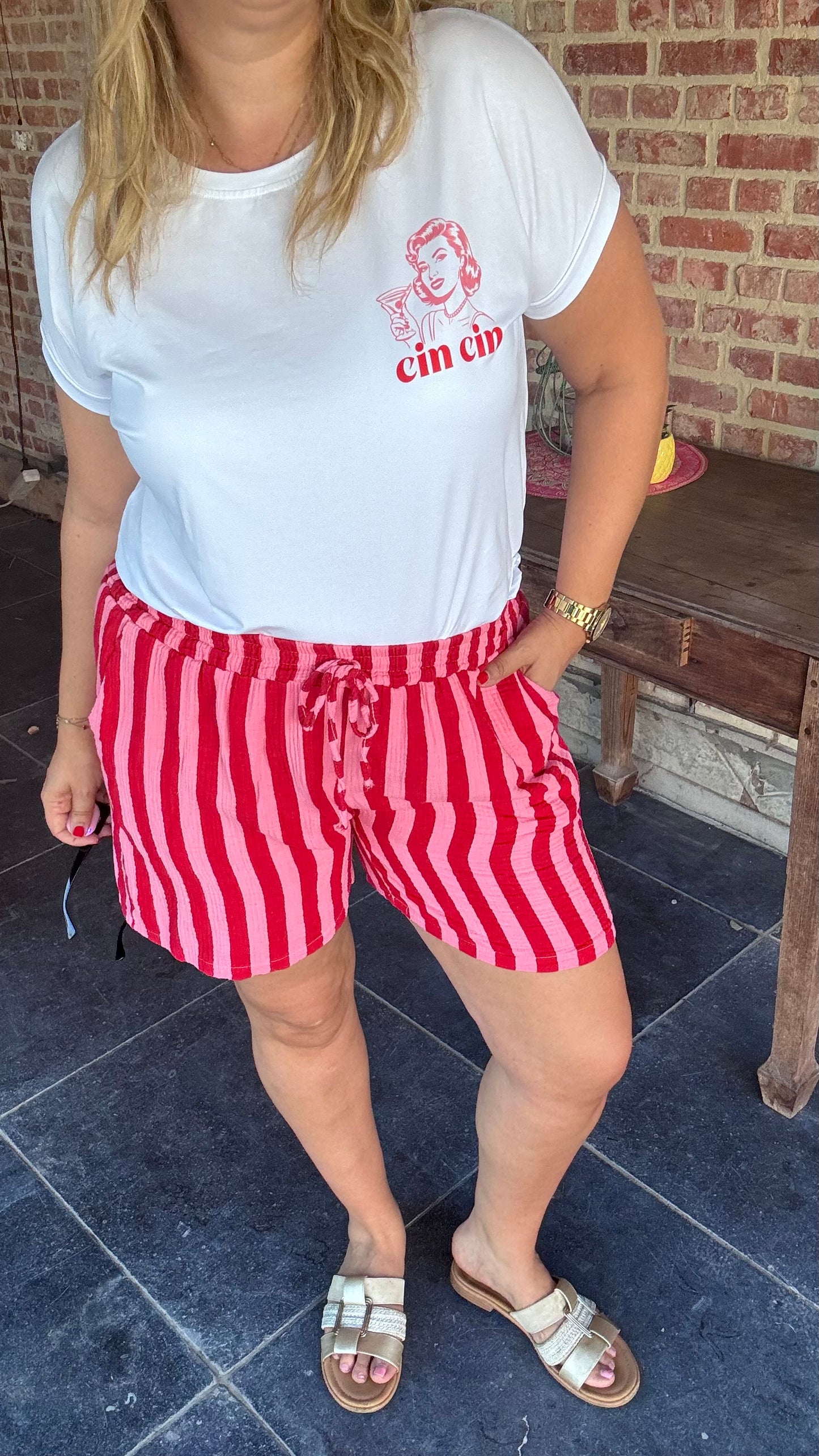 Striped short