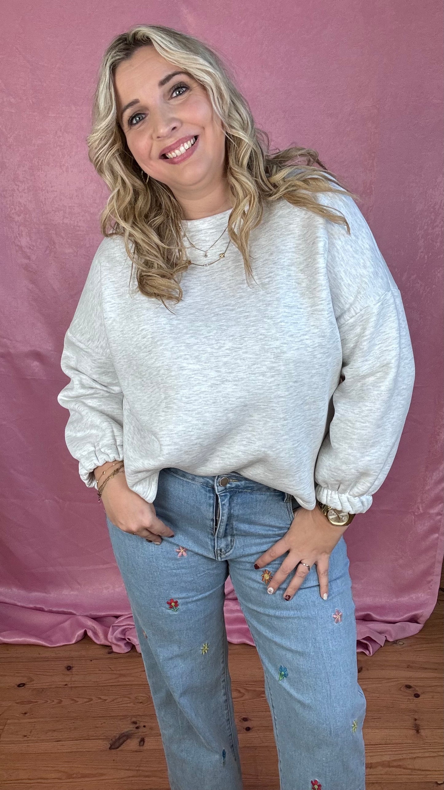 Momlife sweater - lichtblauw