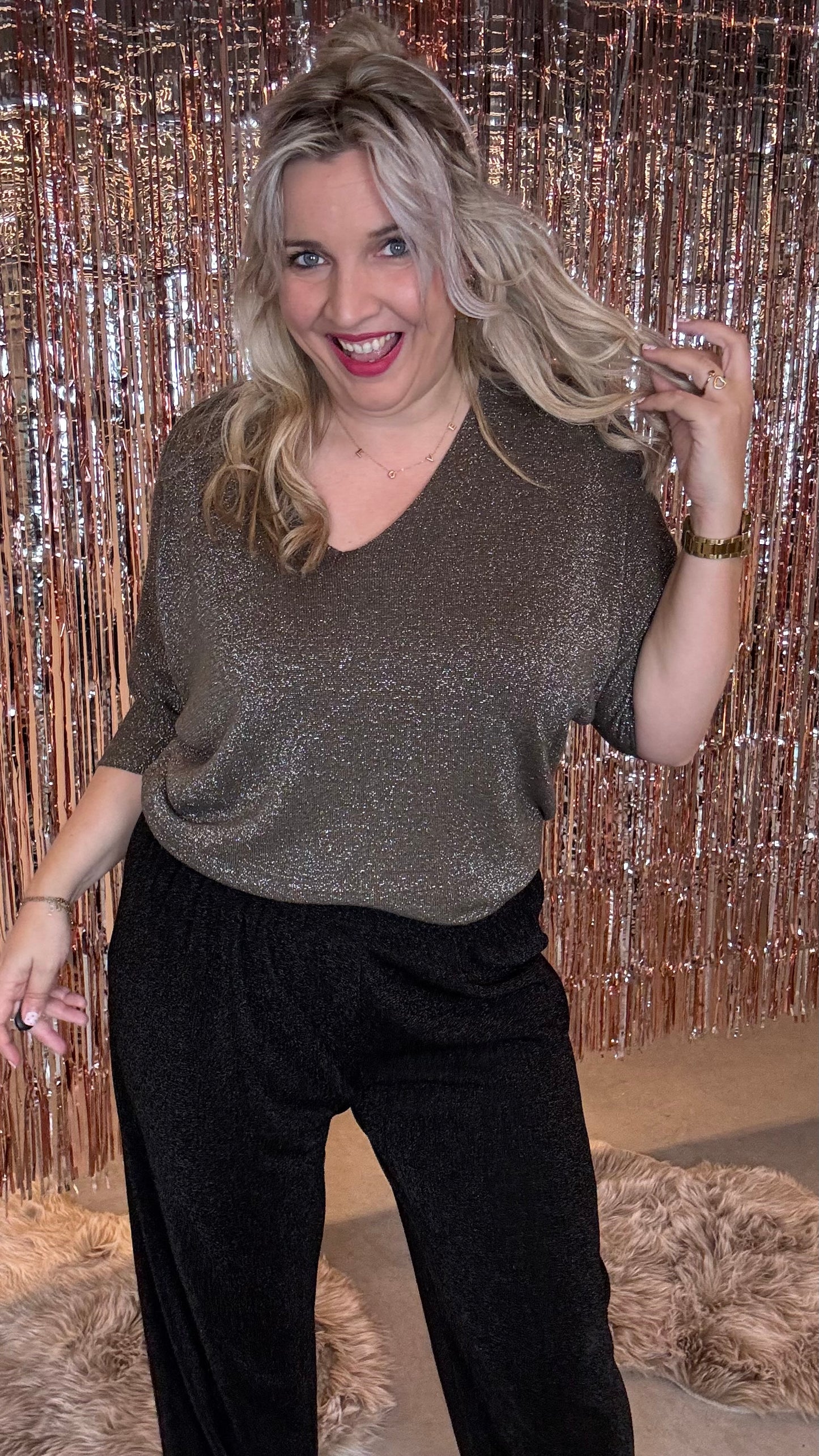 Sparkle V-neck trui - Bruin