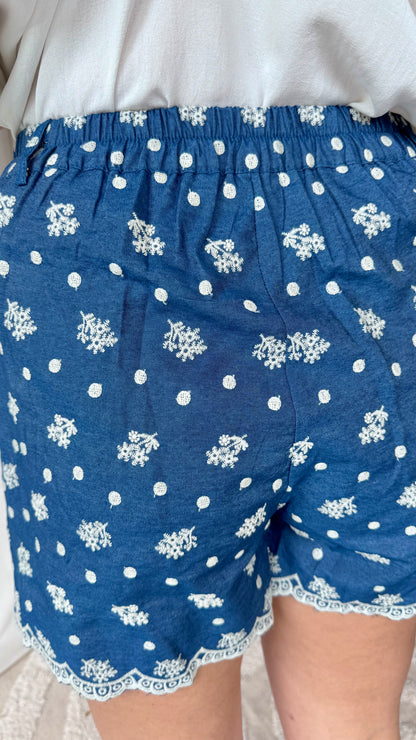 Breezy bloom short