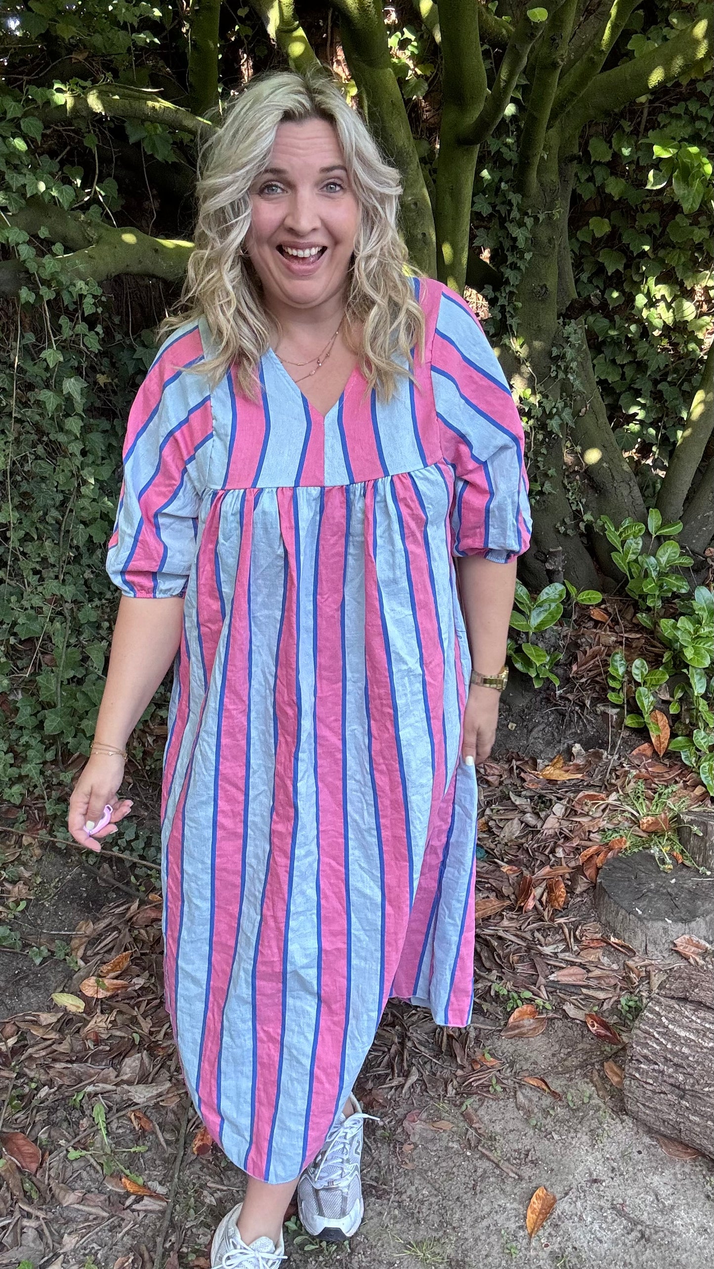 Neon stripes dress - blauw/roze