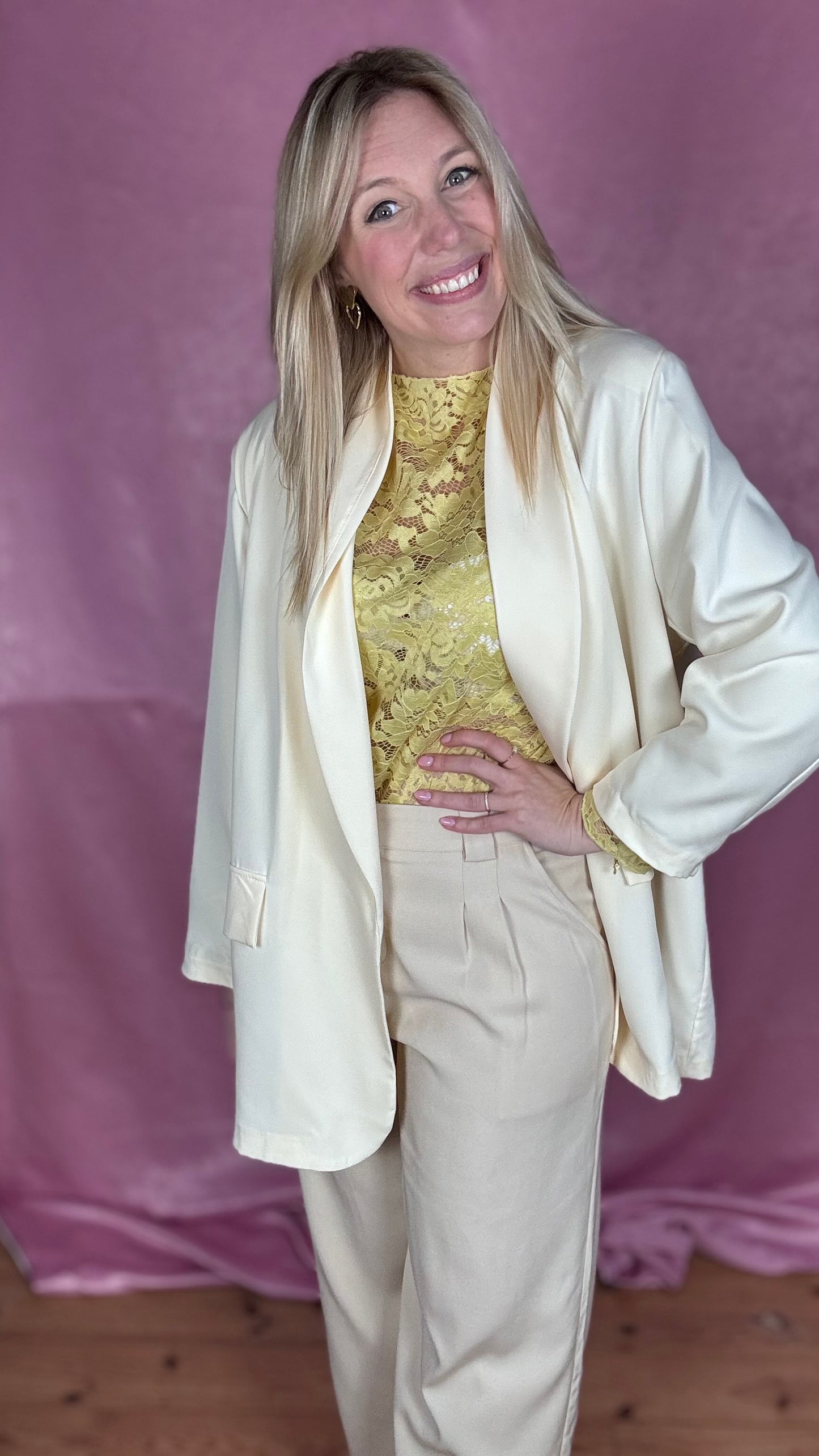 Fleur lace blouse - Pastelgeel