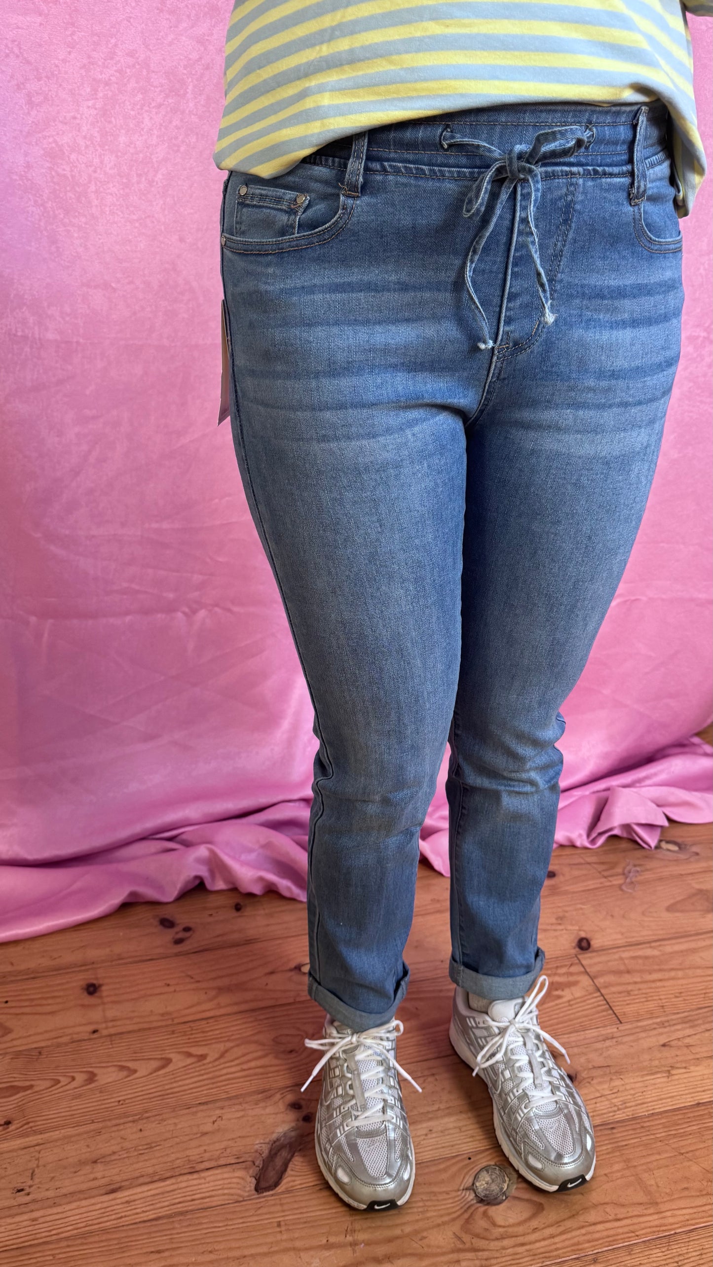 Straight blue jegging jeans