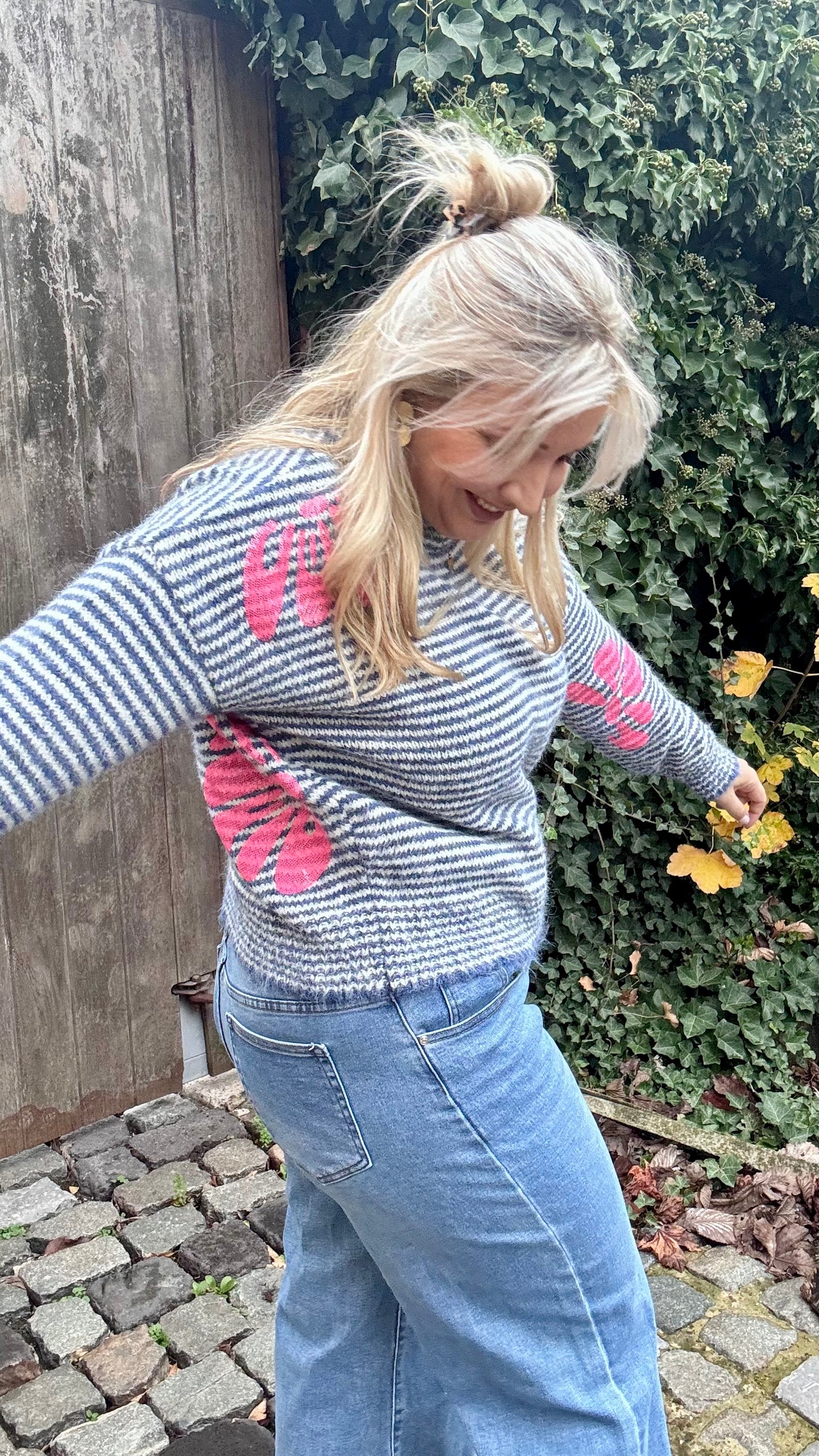 Striped Sweater fluo pink