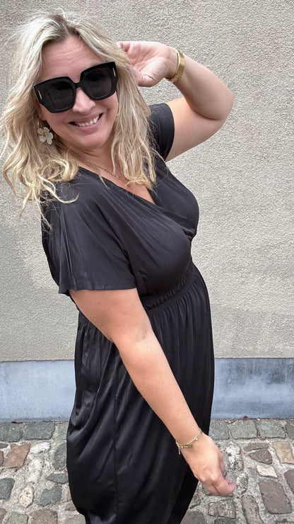 Every Woman Dress - Cocktail Zwart