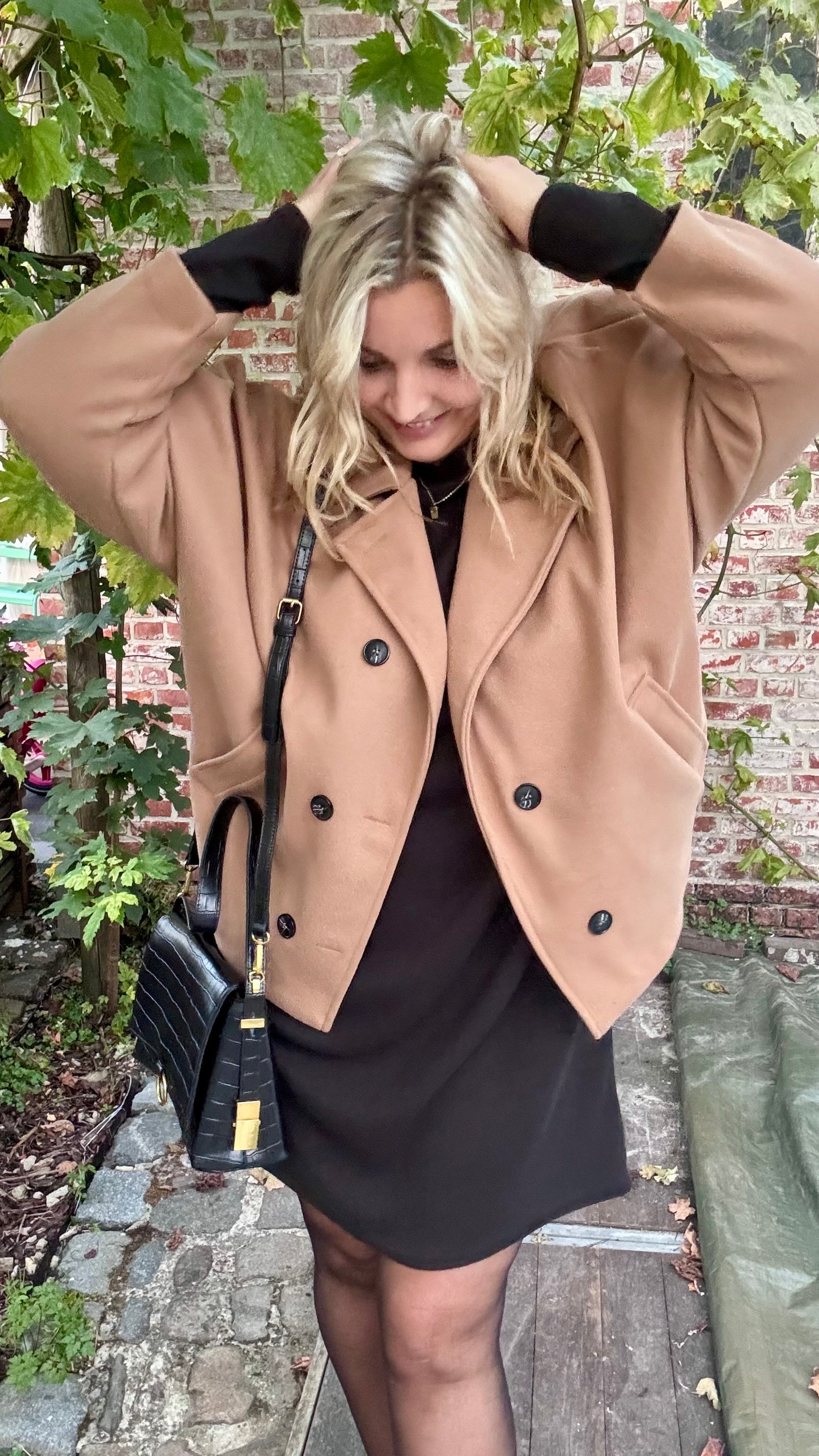 Vicky Mantel - Beige