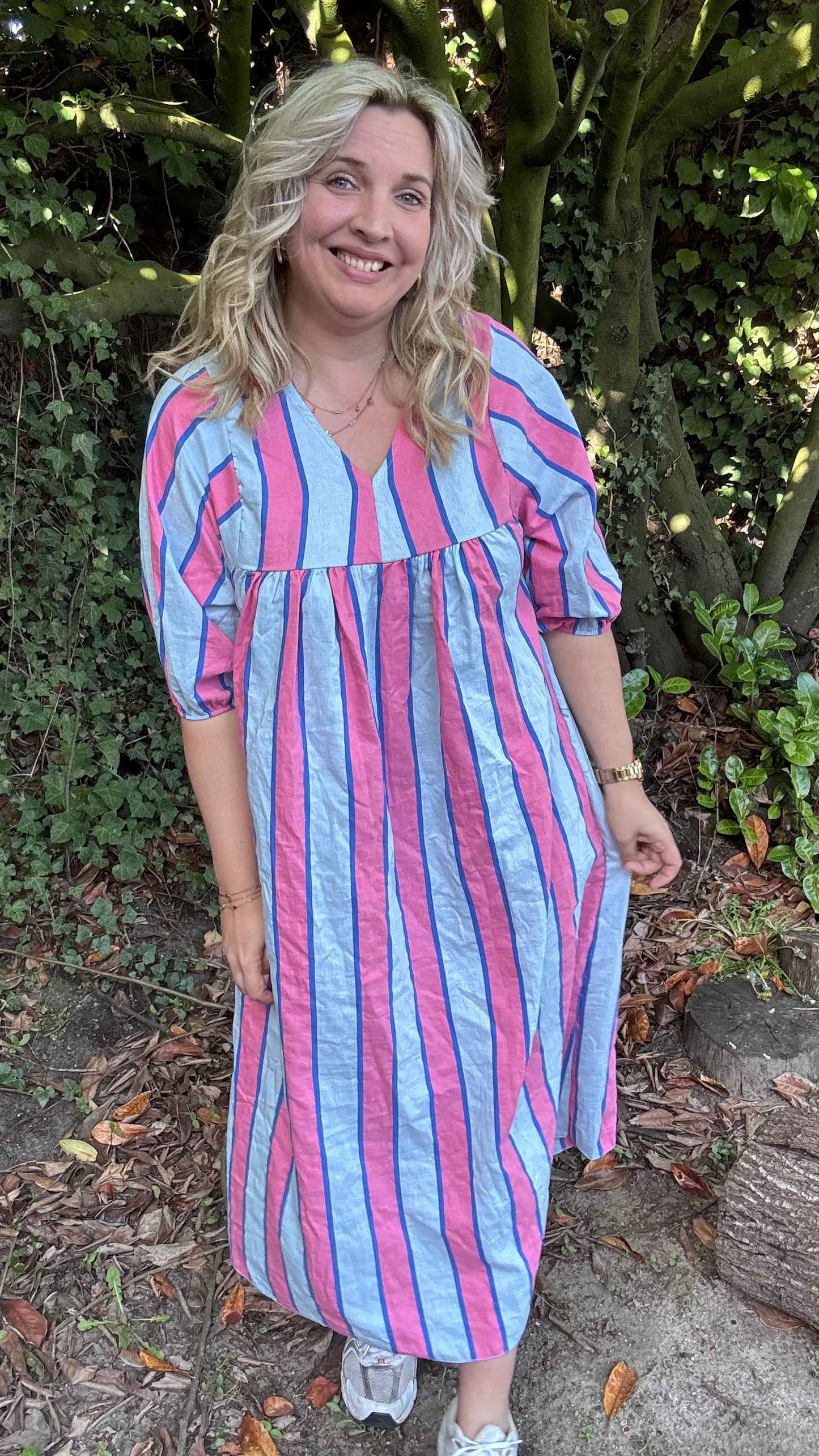 Neon stripes dress - blauw/roze