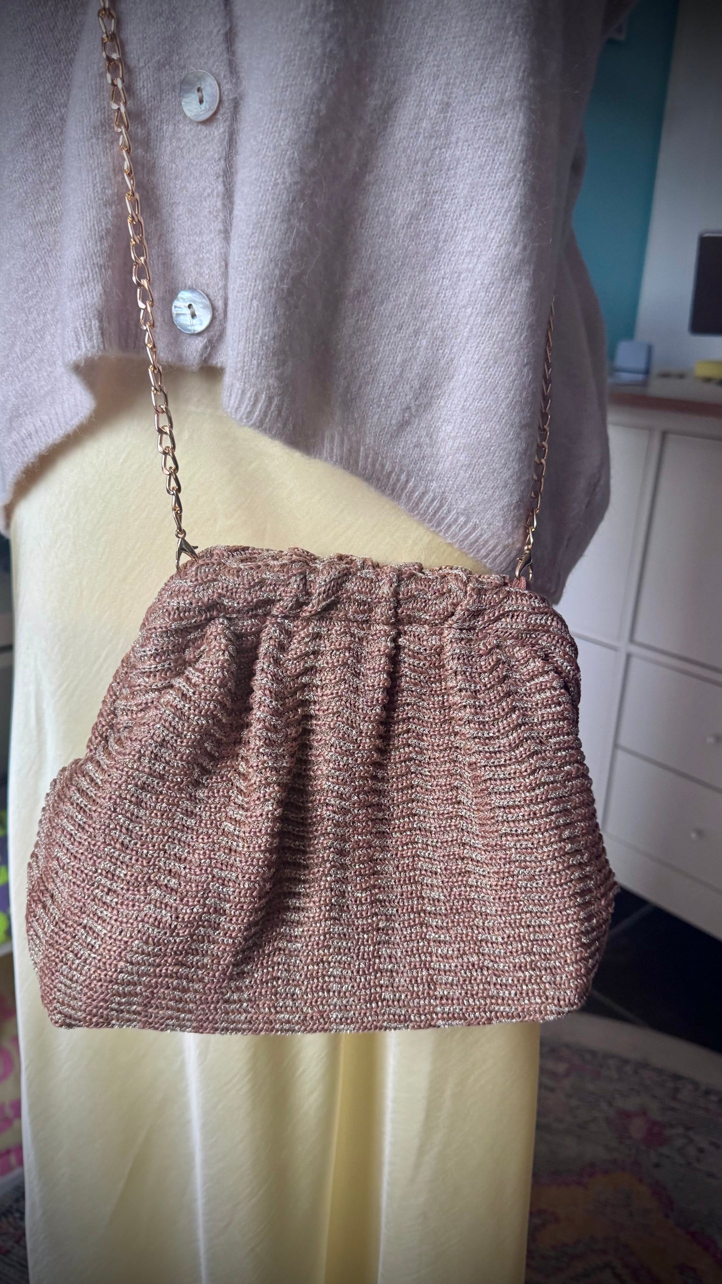Sunset clutch