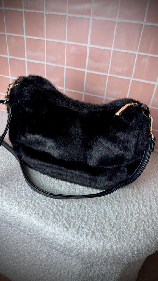 Cloudy cutie fur bag - Zwart