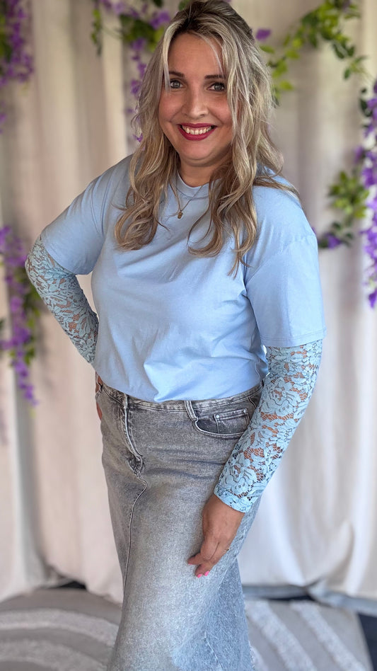 Lace love shirt babyblauw