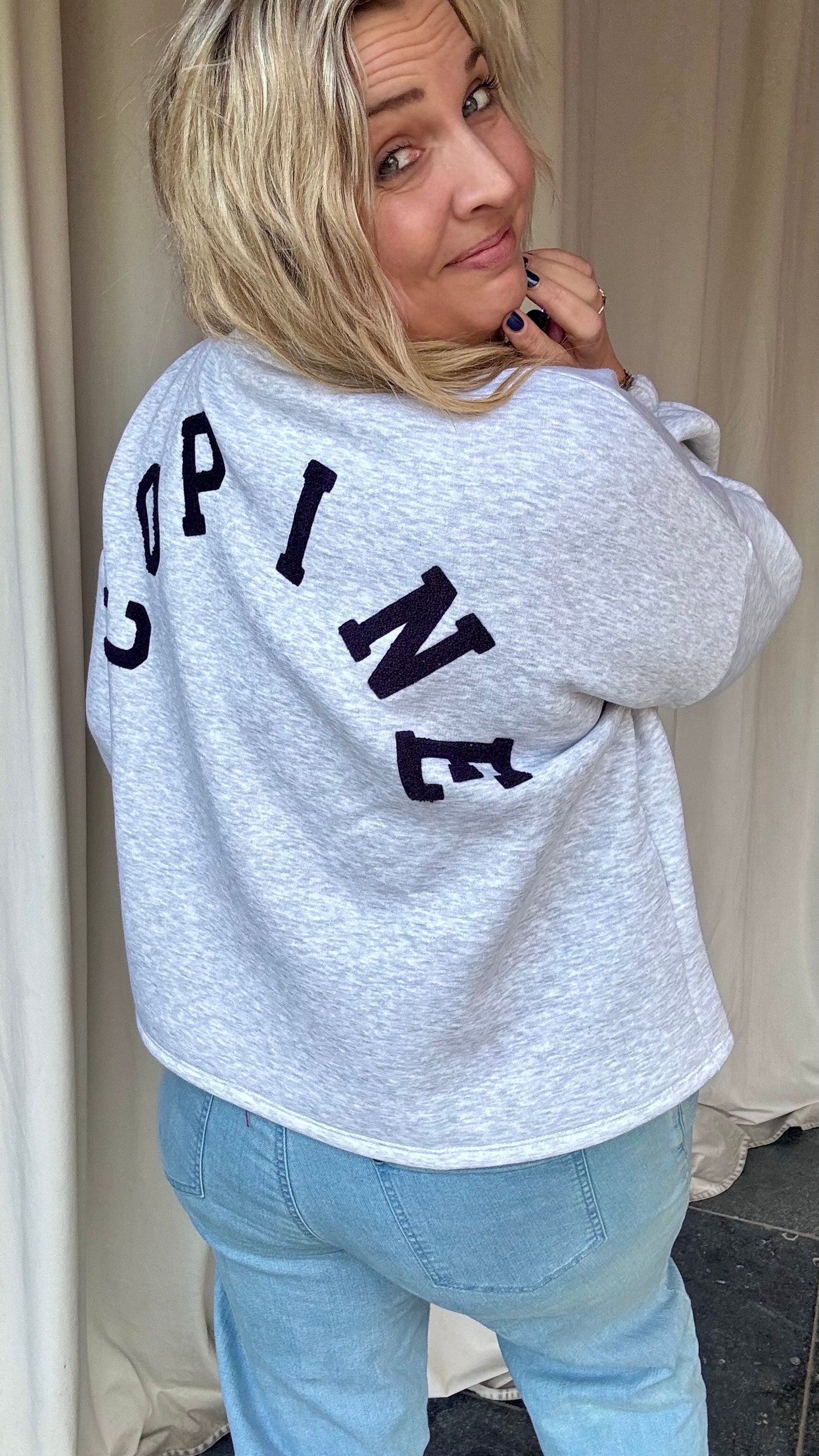Sweater Copine - Grijs/Navy letters