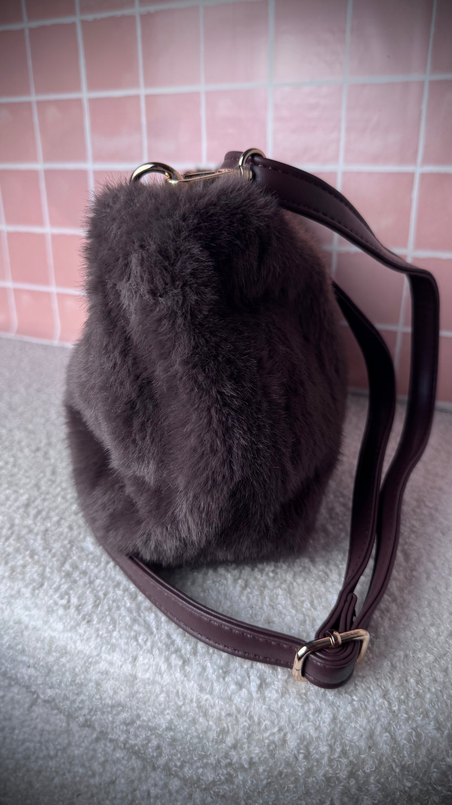Cloudy cutie fur bag - Bruin