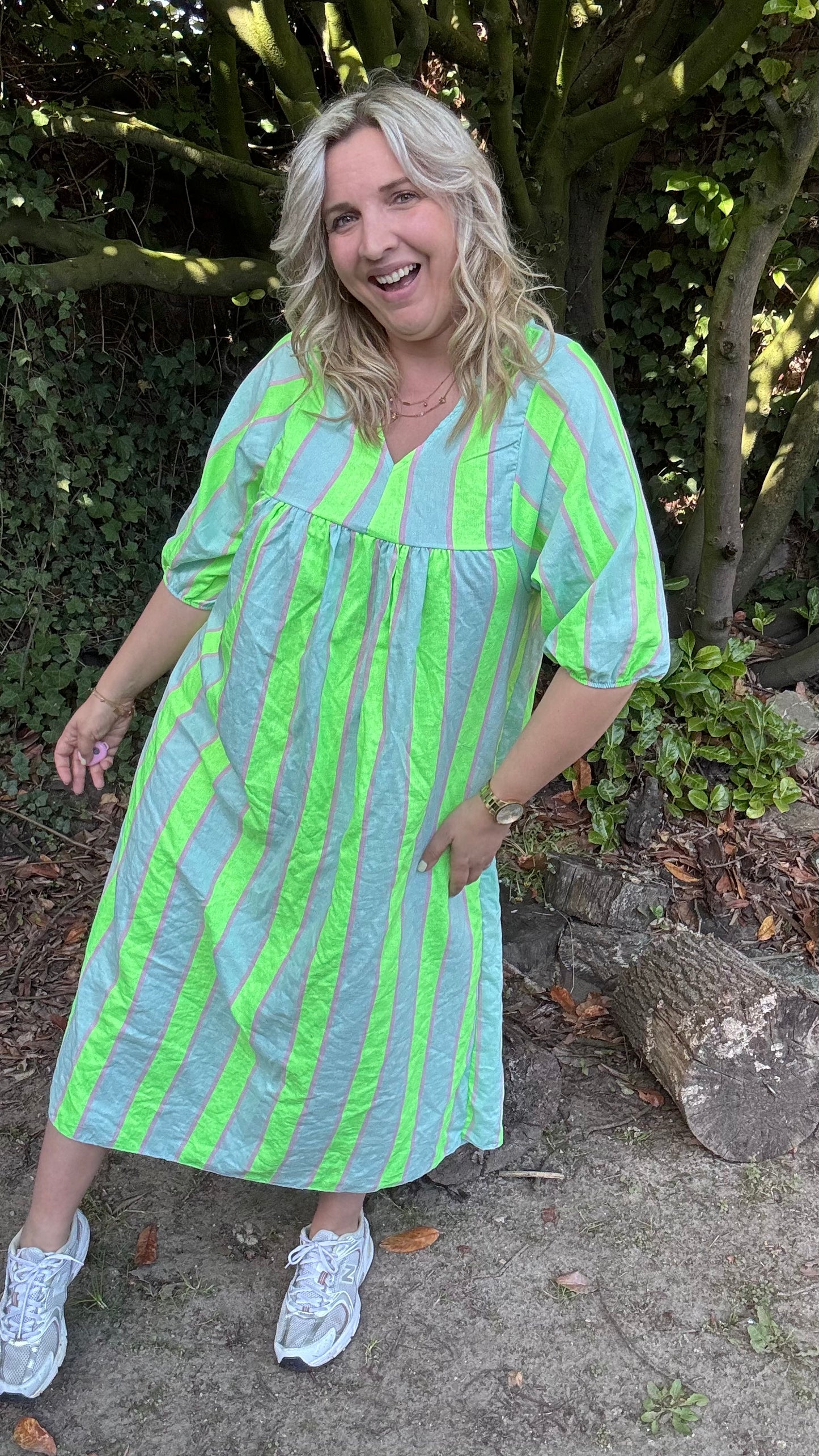 Neon stripes dress - groen