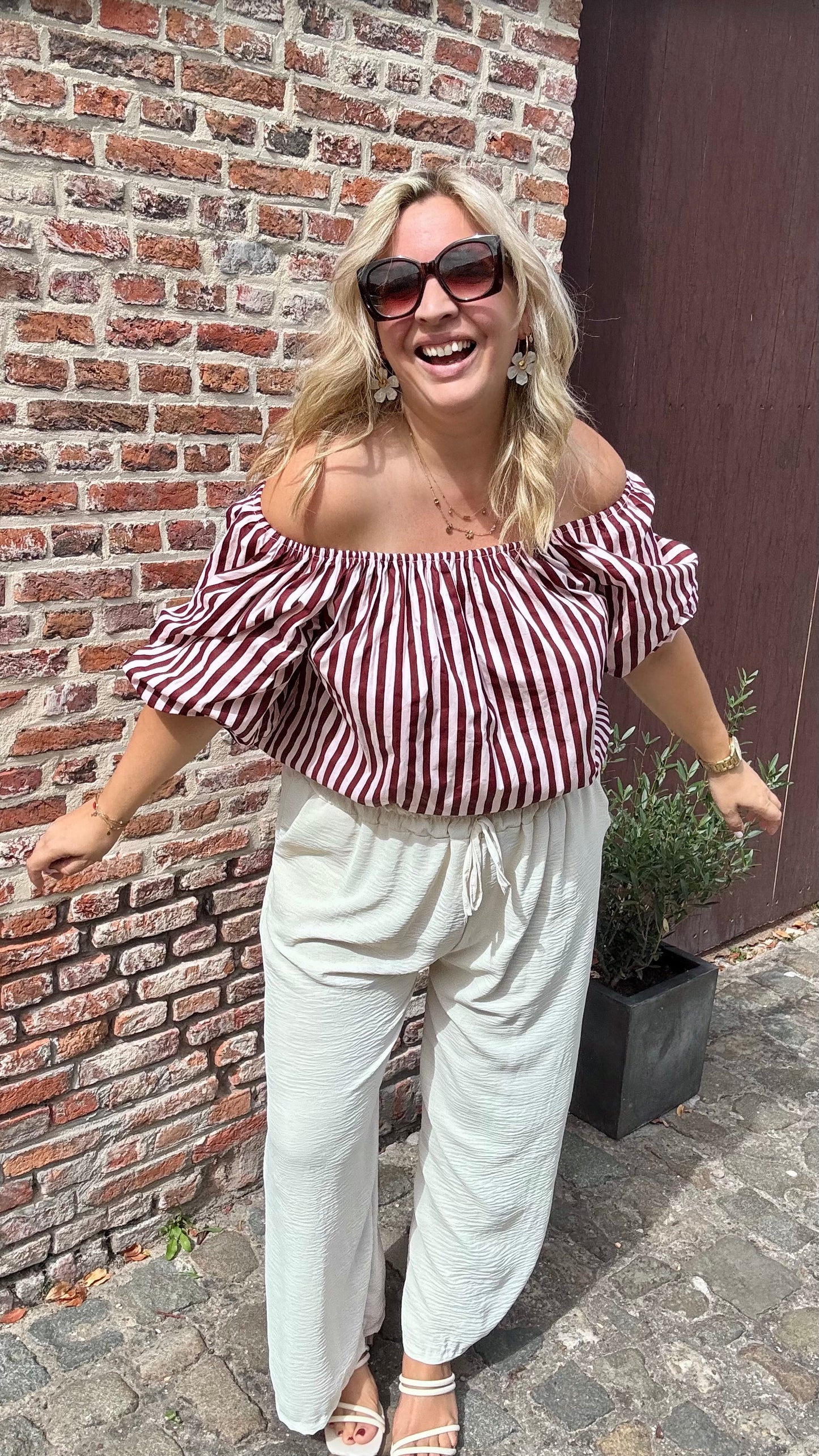 Off shoulder stripes blouse