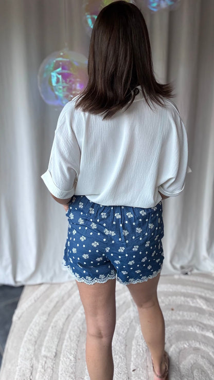 Breezy bloom short