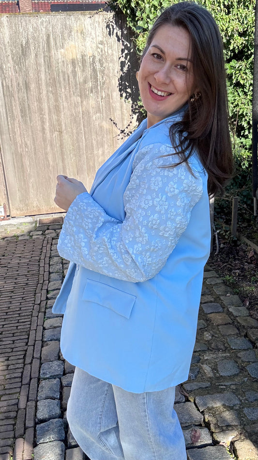 Blue flowers blazer