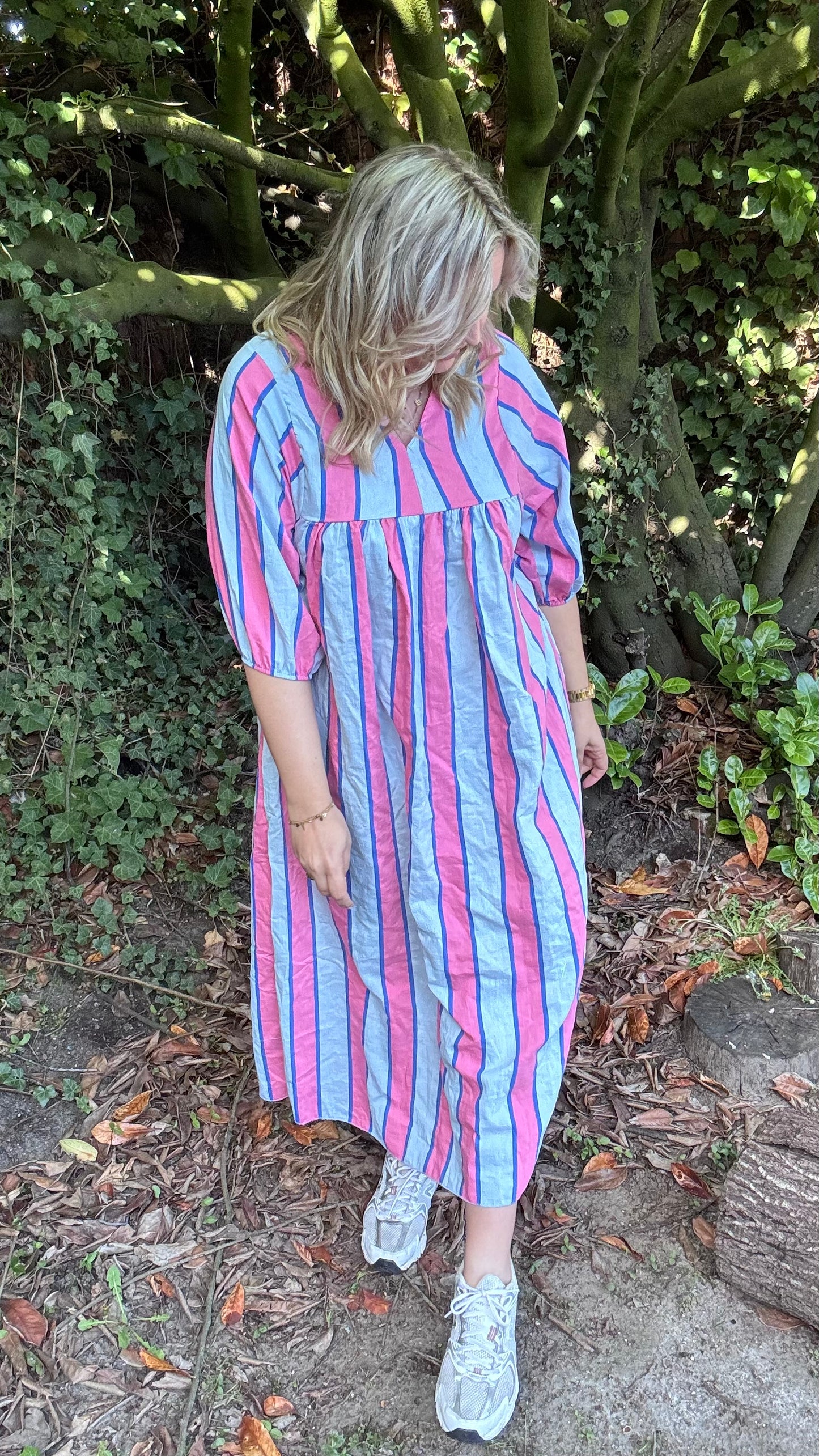 Neon stripes dress - blauw/roze