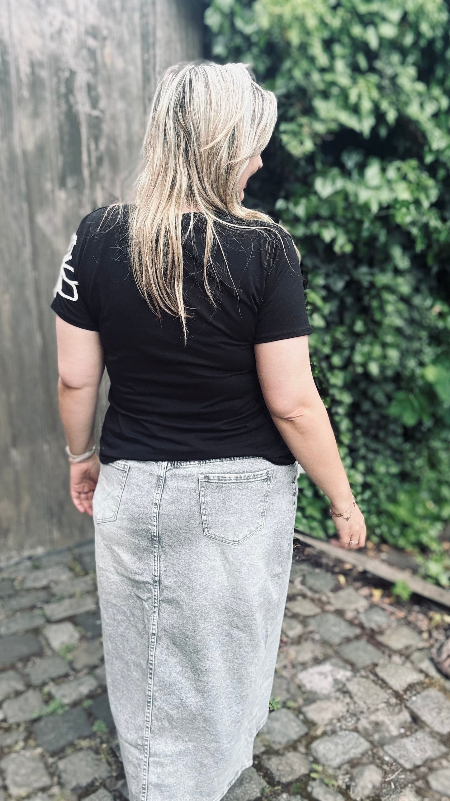 Flora T-shirt